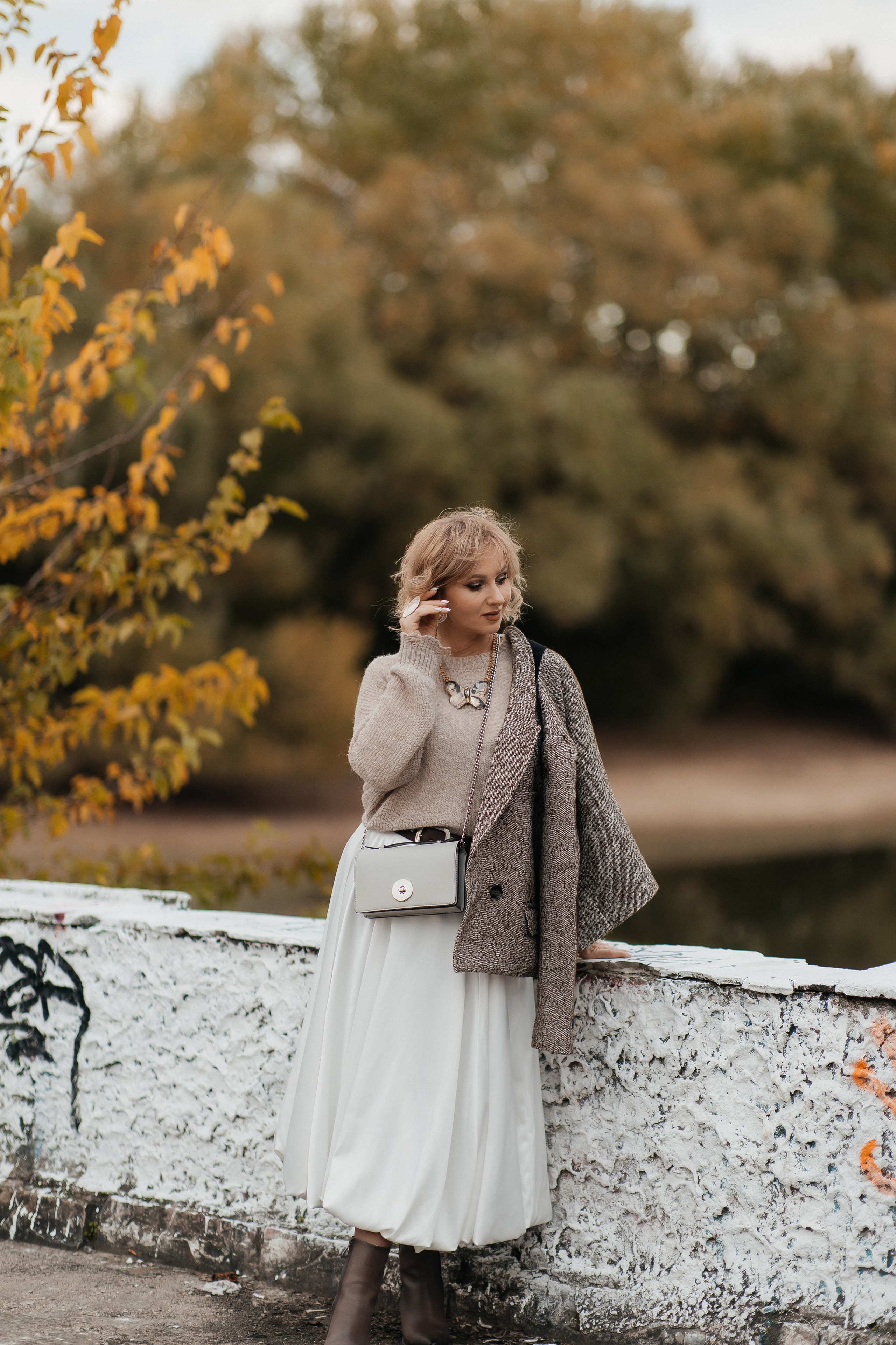 Маша и осень