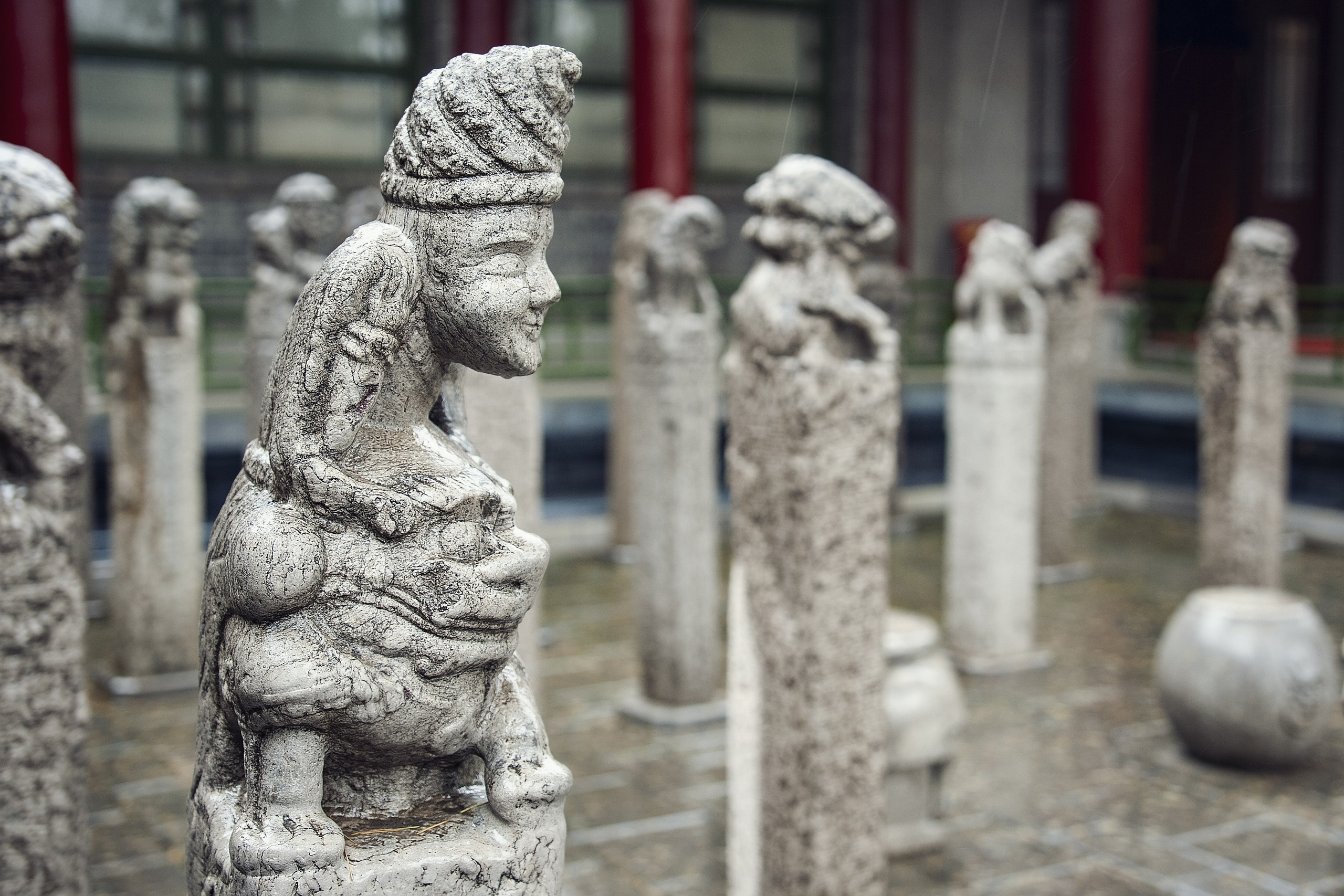 Город Сиань. Музей «Лес стел» (Бэйлинь) — название музея в Сиане. Они собраны со всего Китая. Некоторые датируются  837 году н.э