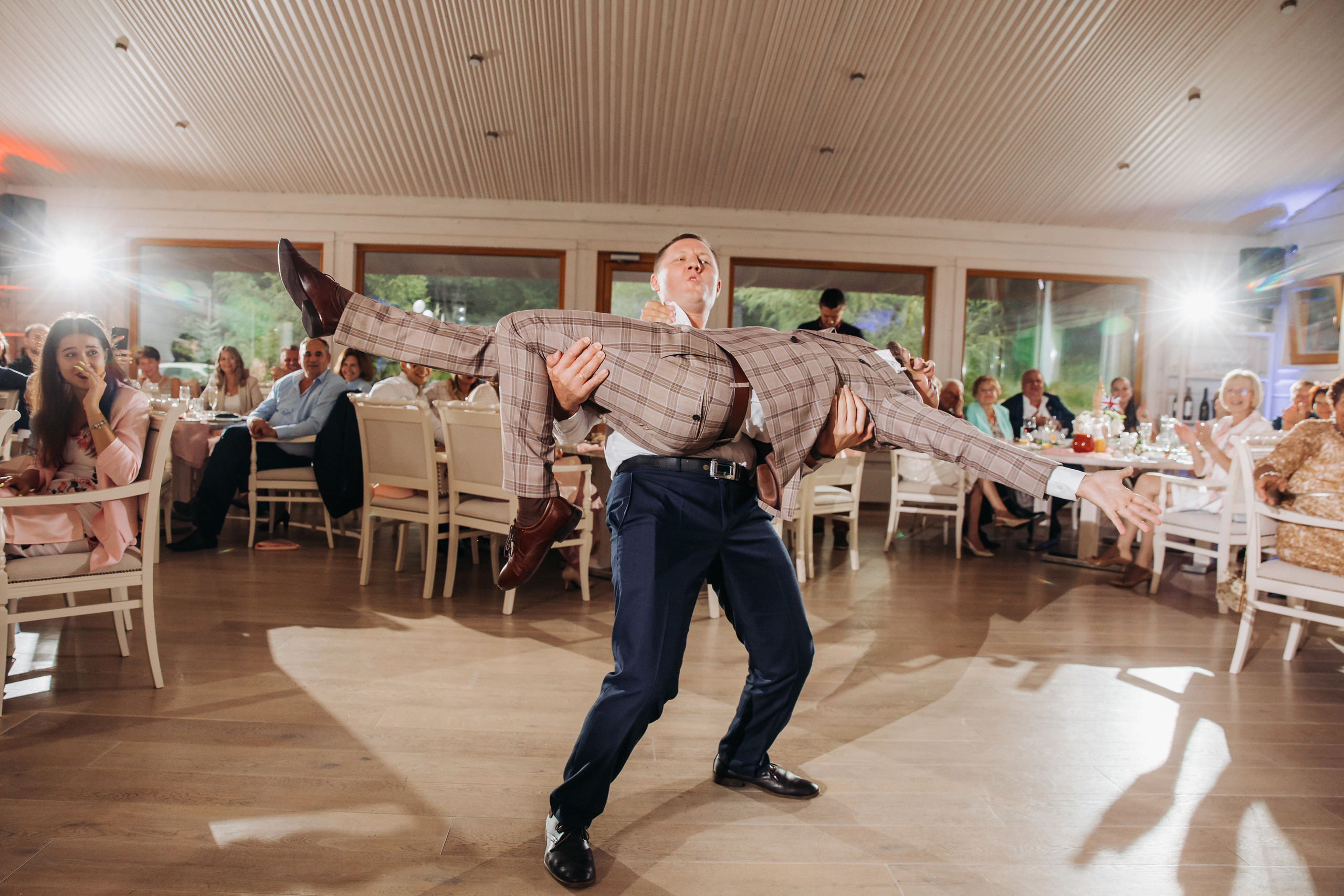Свадебный фотограф в Санкт-Петербурге (Спб) и Тбилиси. Свадебный фотограф в Санкт-Петербурге и Москве LETU