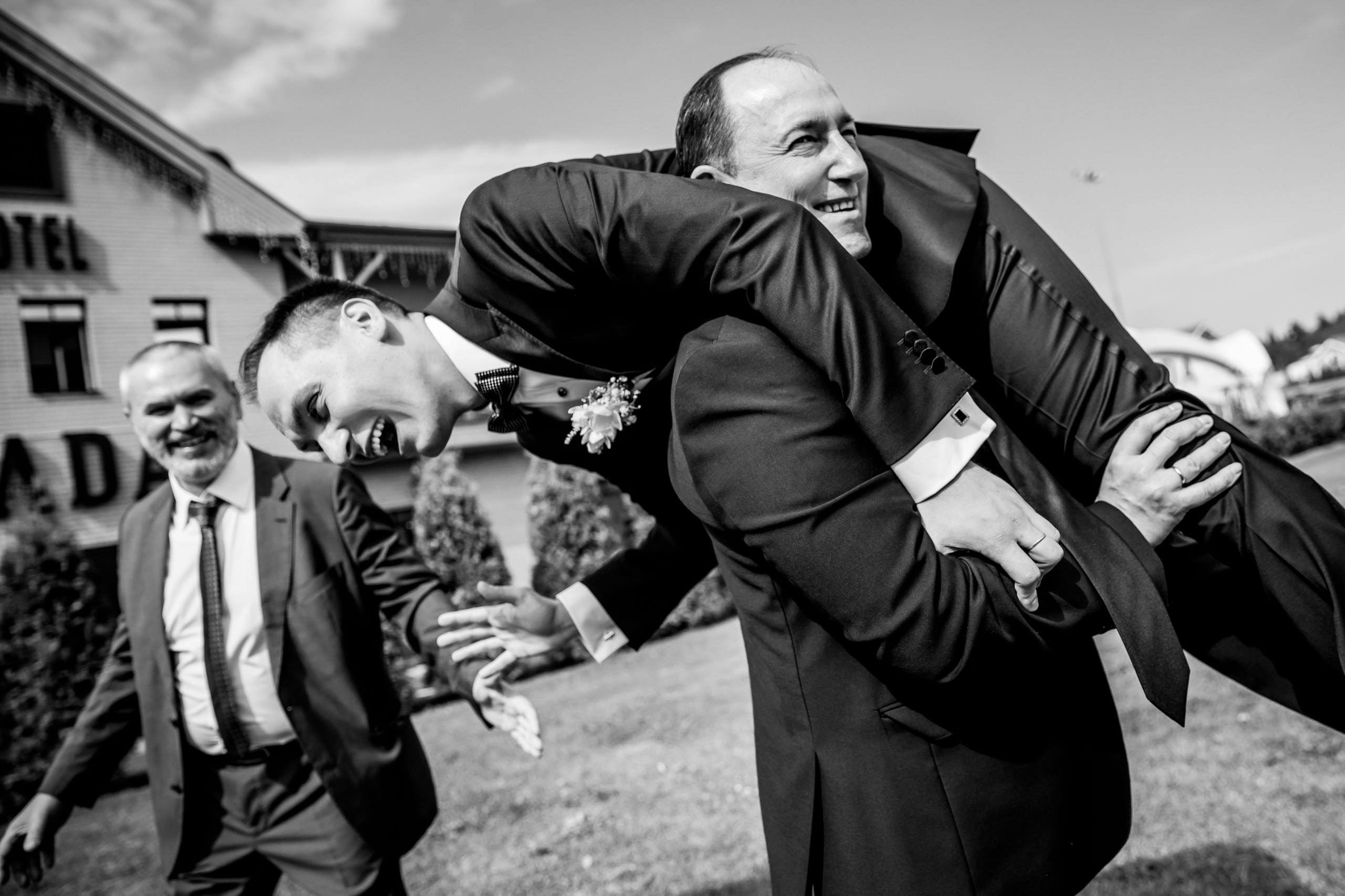 Свадебный фотограф в Санкт-Петербурге (Спб) и Тбилиси. Свадебный фотограф в Санкт-Петербурге и Москве LETU