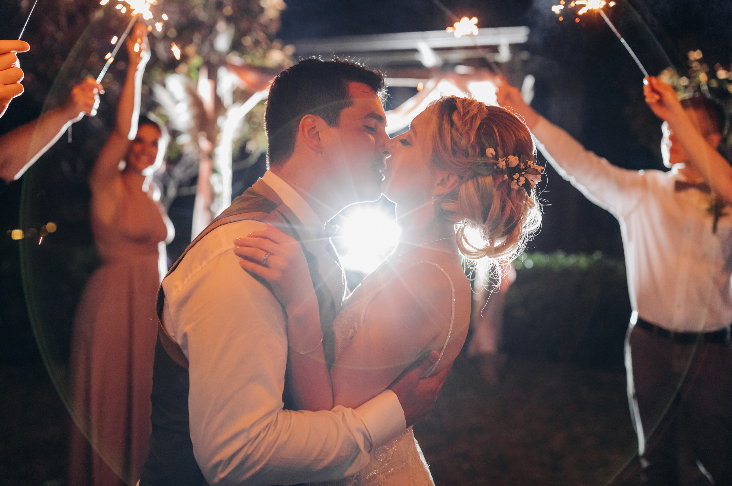 Wedding photographer in Tbilisi & Saint-Petersburg (Spb). Destination wedding photographer Peter Letu