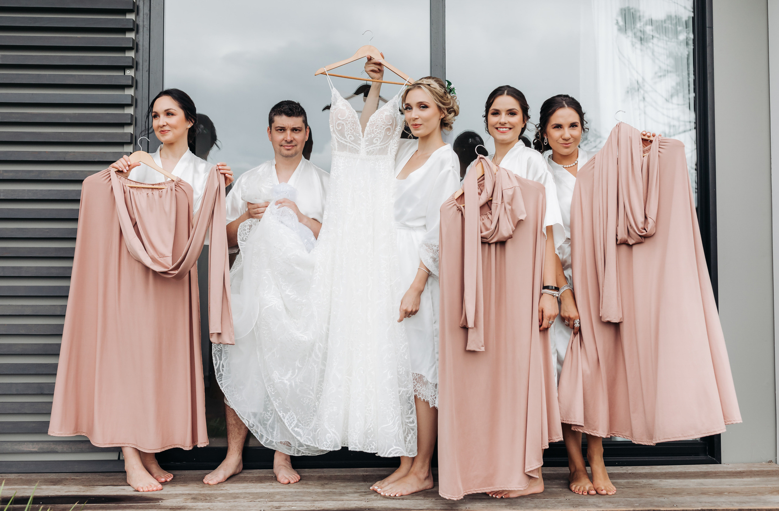 Wedding photographer in Tbilisi & Saint-Petersburg (Spb). Destination wedding photographer Peter Letu