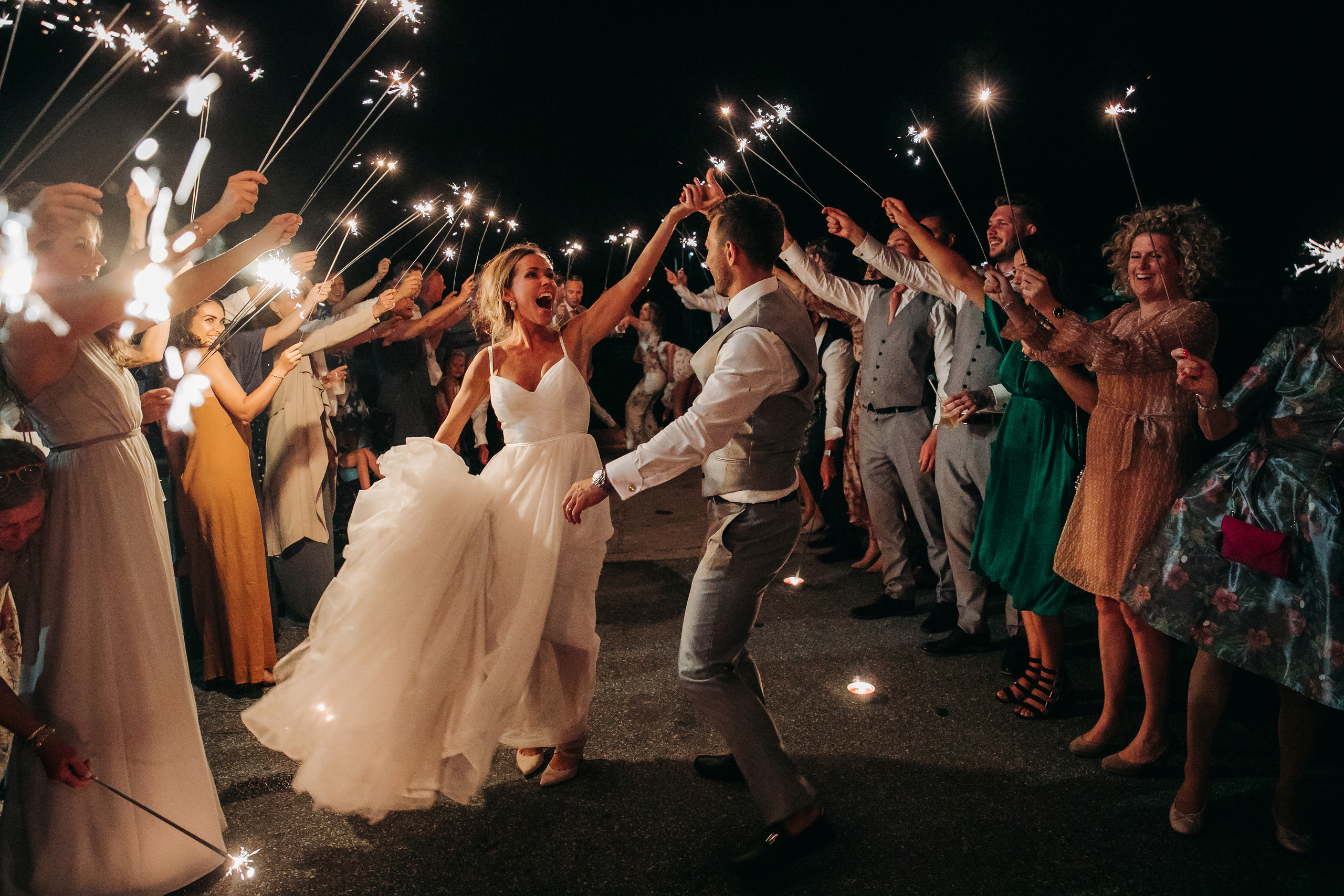 Свадебный фотограф в Санкт-Петербурге (Спб) и Тбилиси. Свадебный фотограф в Санкт-Петербурге и Москве LETU