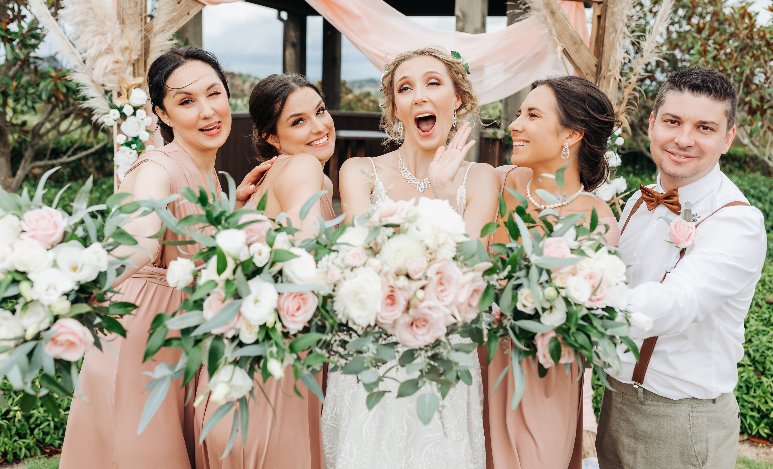 Wedding photographer in Tbilisi & Saint-Petersburg (Spb). Destination wedding photographer Peter Letu