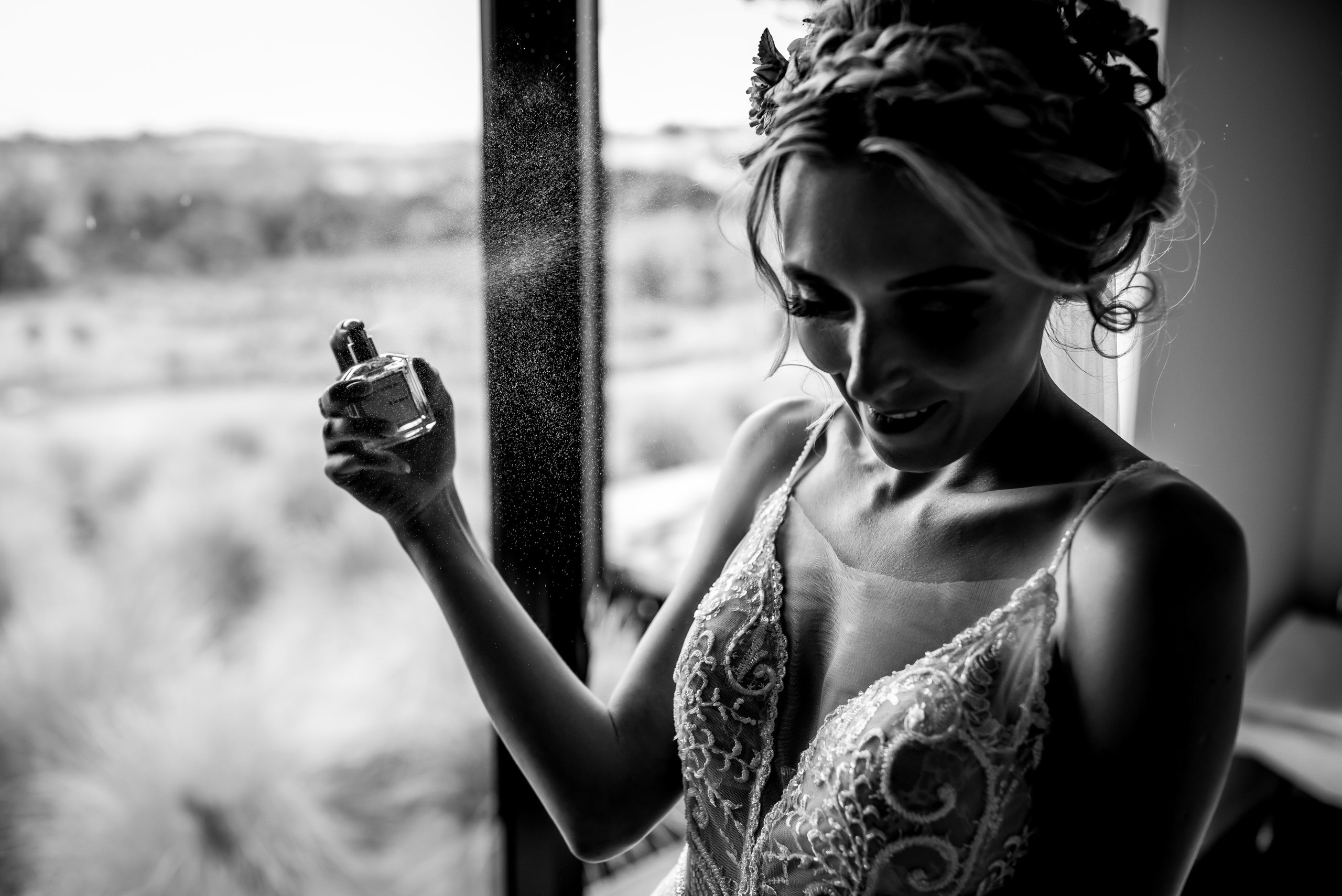 Wedding photographer in Tbilisi & Saint-Petersburg (Spb). Destination wedding photographer Peter Letu