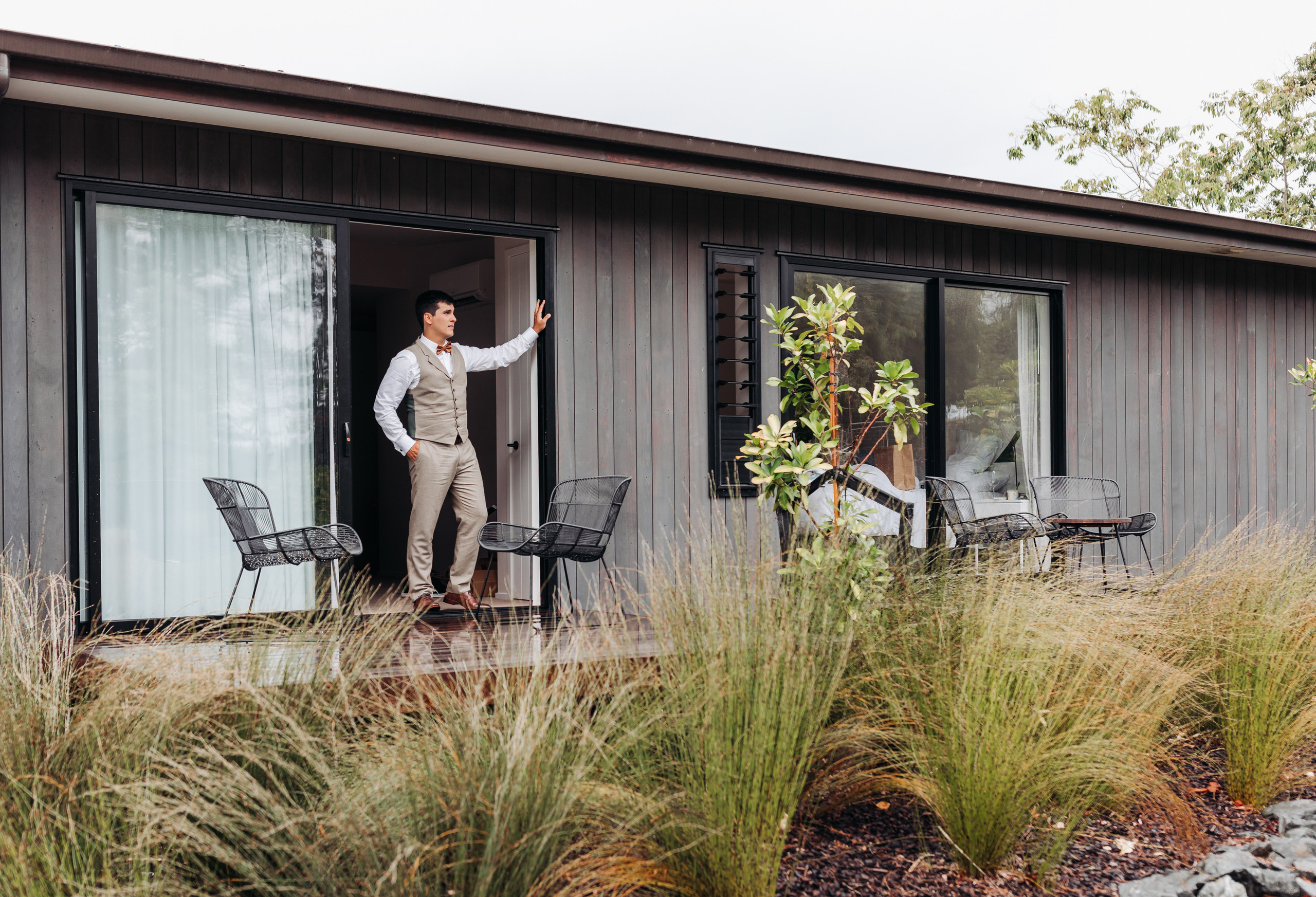 Wedding photographer in Tbilisi & Saint-Petersburg (Spb). Destination wedding photographer Peter Letu