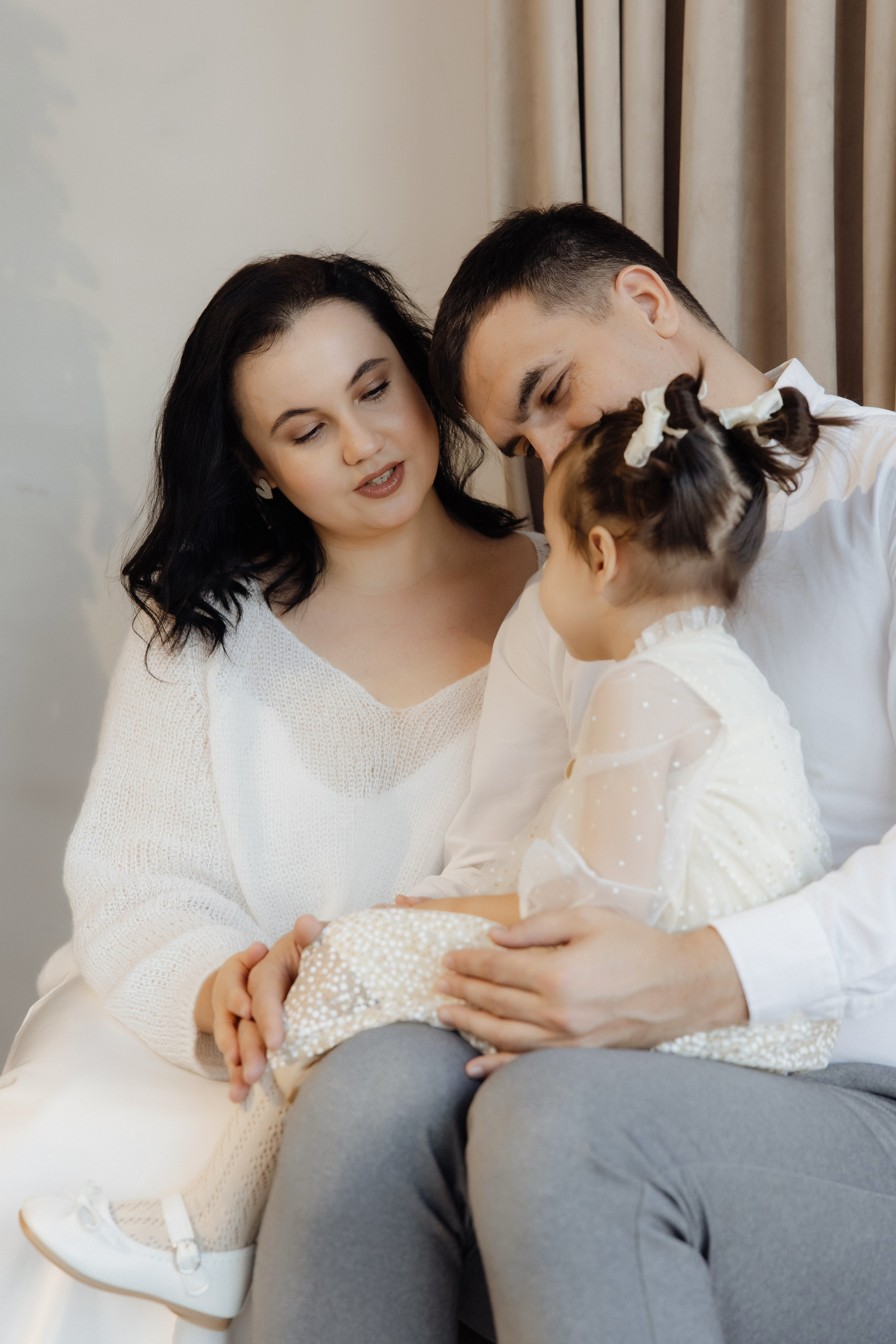 Николай, Зарина и Кира. Семейный и свадебный фотограф в Челябинске Мария Леонтьева