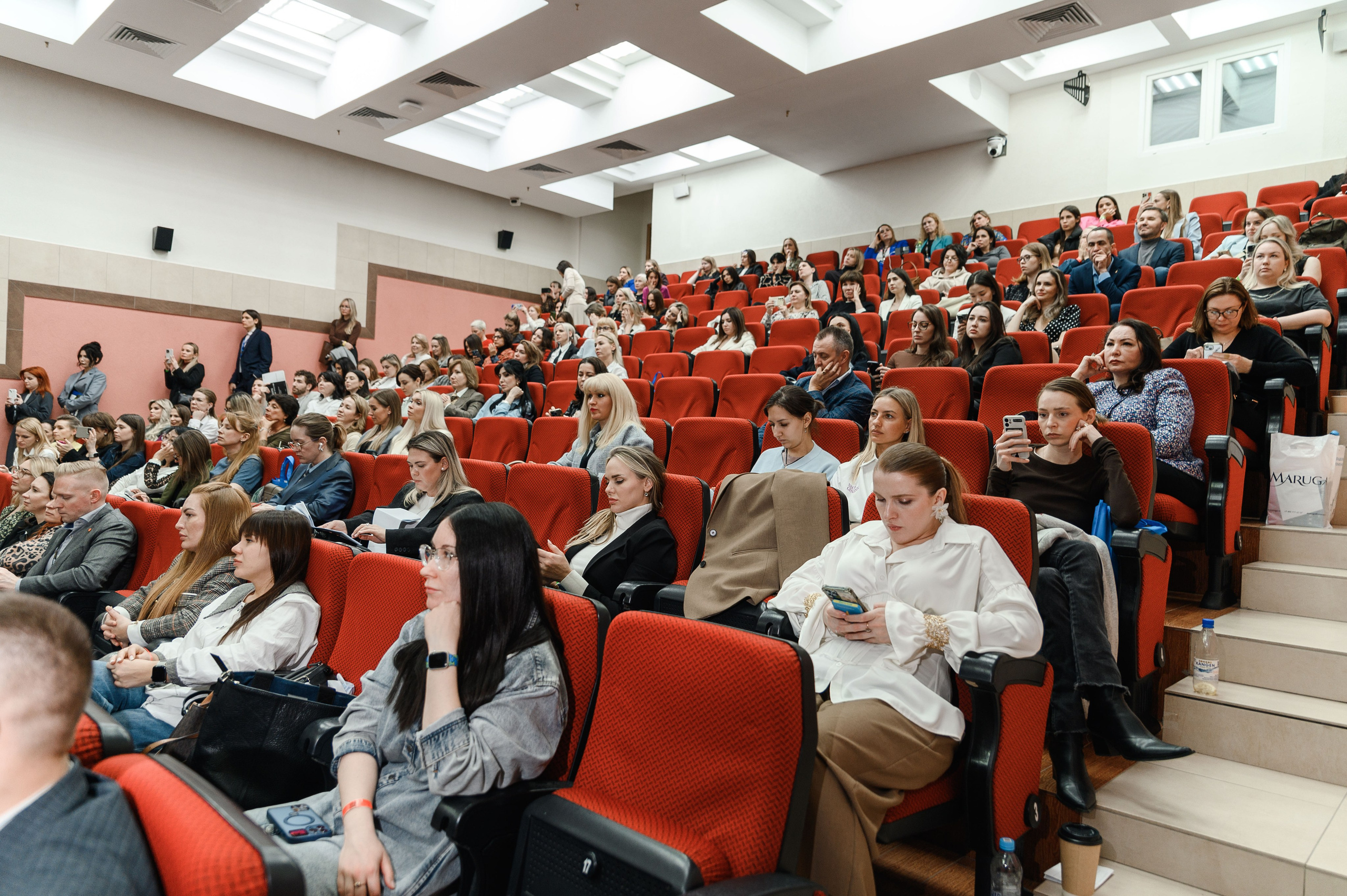 СЛУШАТЕЛИ. PRO-AGELESS