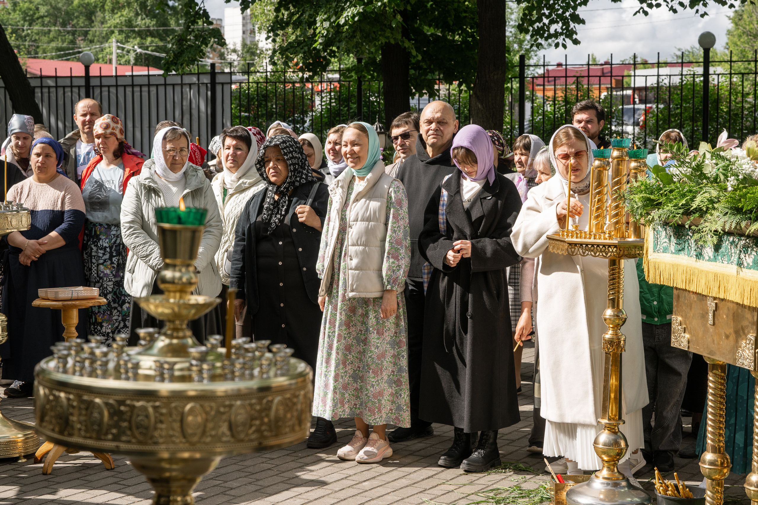 Престольный праздник в храме Троицы Живоначальной. Фотограф Москва/Подмосковье