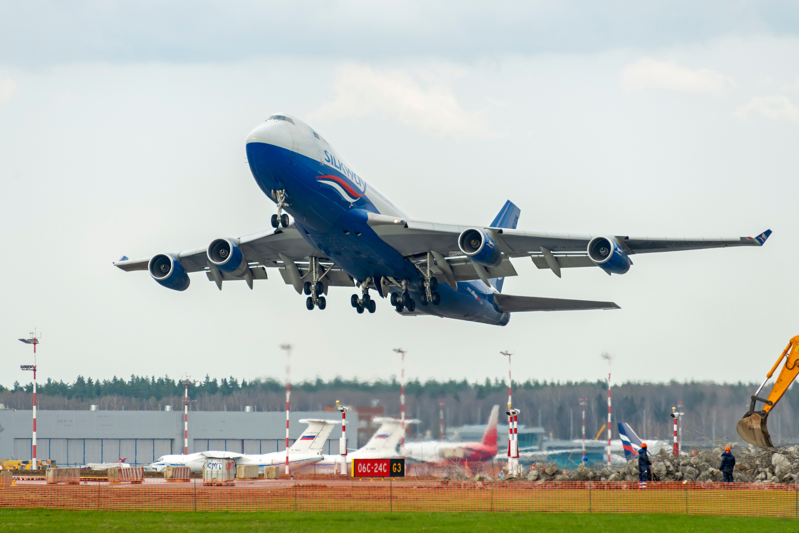 Авиация: самолеты, вертолеты, небесные зарисовки. От прошлого к будущему авиации через фотографию