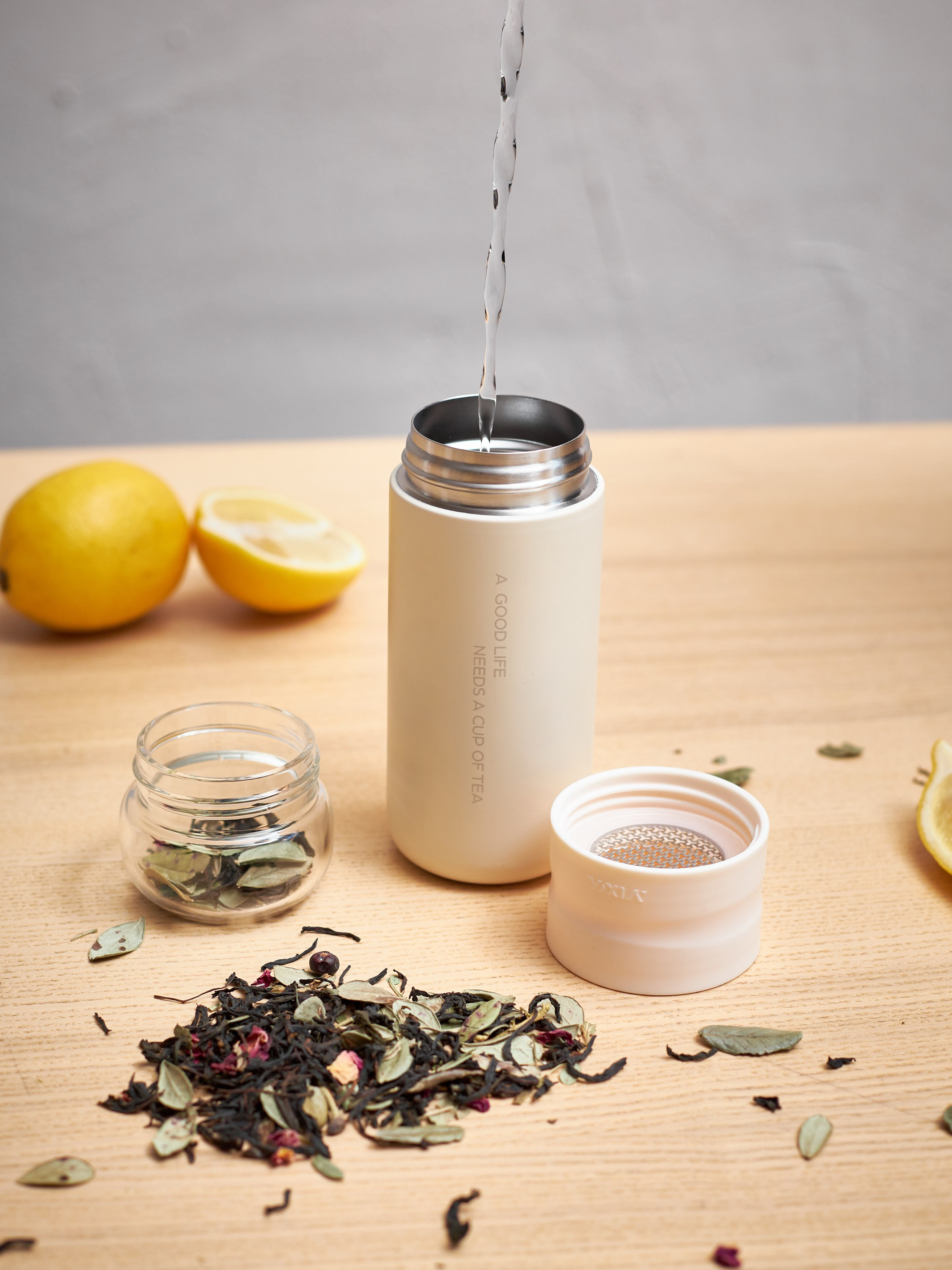 Термосы. Фотограф Екатеринбург Анастасия Жерновская | Маркетплейсы и нейрофото