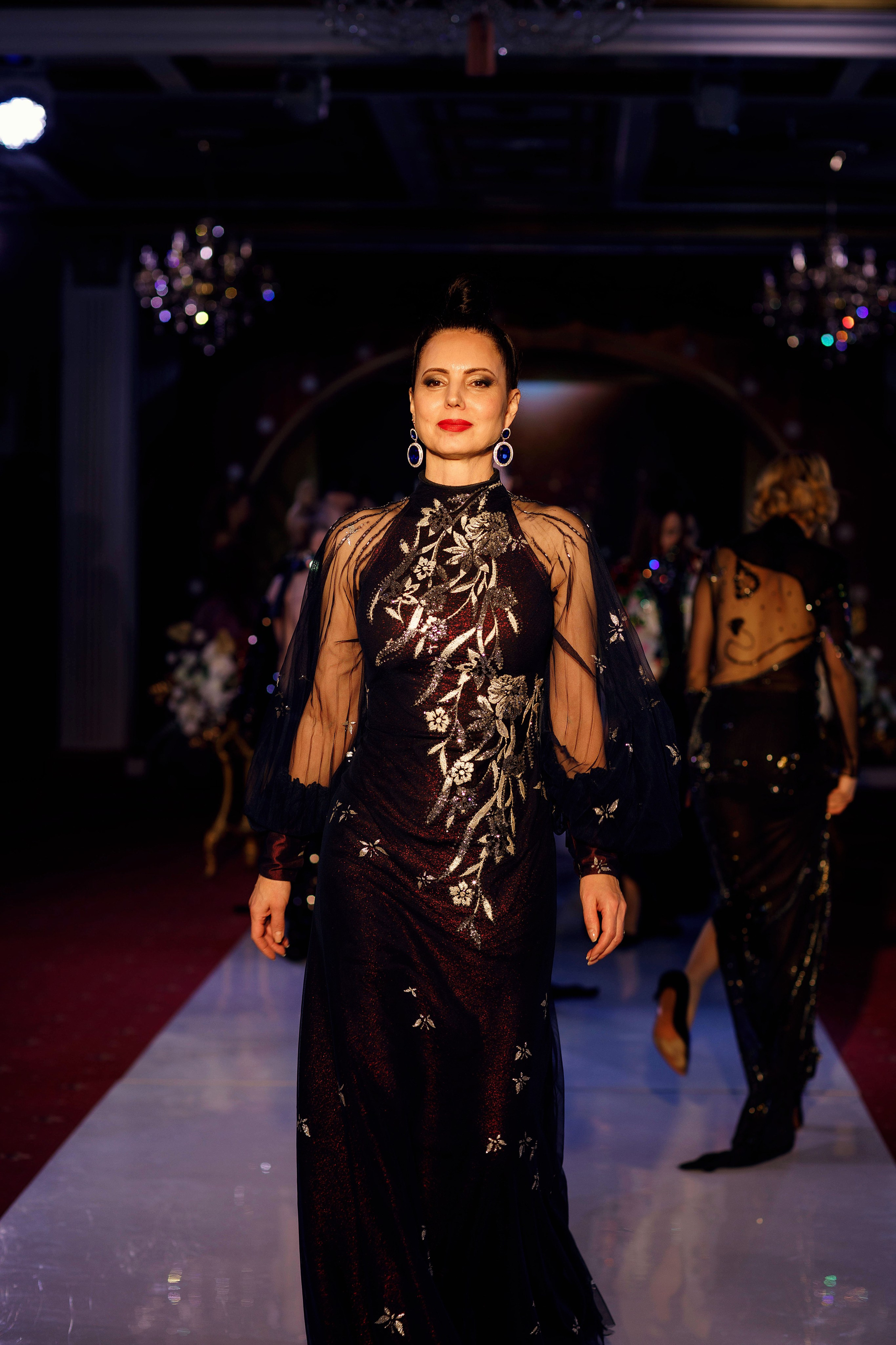 Показ коллекции Игоря Дадиани — 2023.04.01. Портретный и репортажный фотограф в Чебоксарах Андриян Чаркин