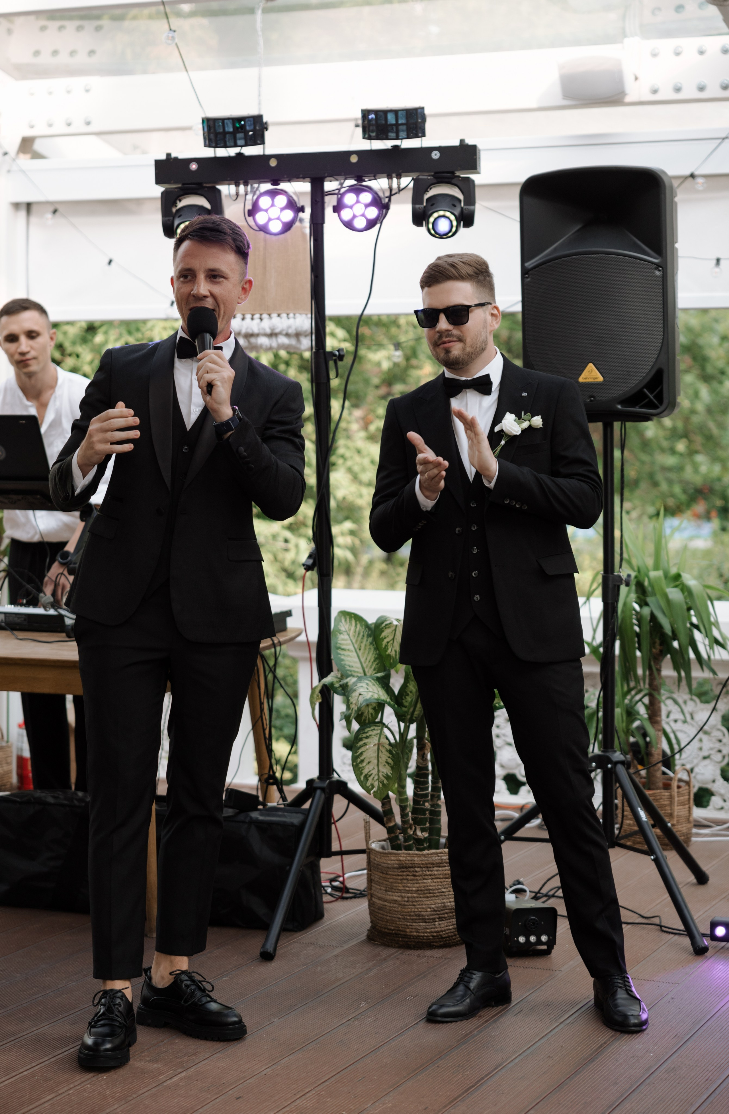 КРИЧАТ ОБ ОДНОМ — ЭТО ЛЮБОВЬ. Фотограф Наталия Бирюкова