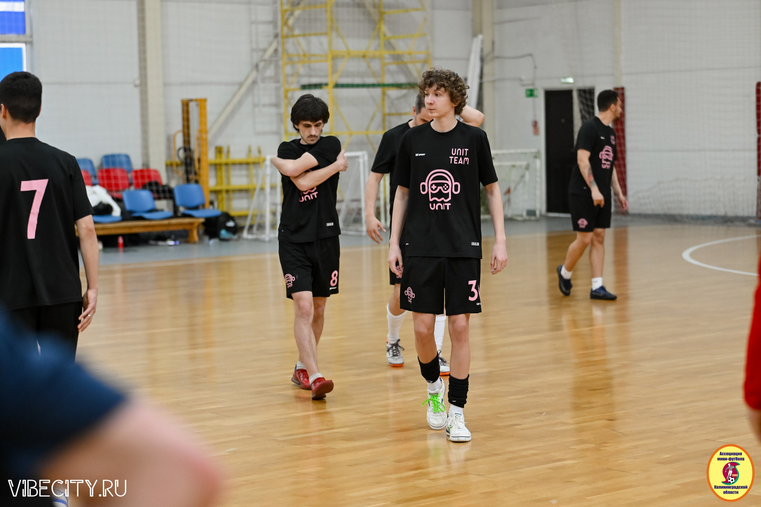 8 тур Корпоративной Бизнес-Лиги по футзалу. VIBECITY.RU Вайб Сити Ру Фоторепортажи Фотоотчеты Калининград
