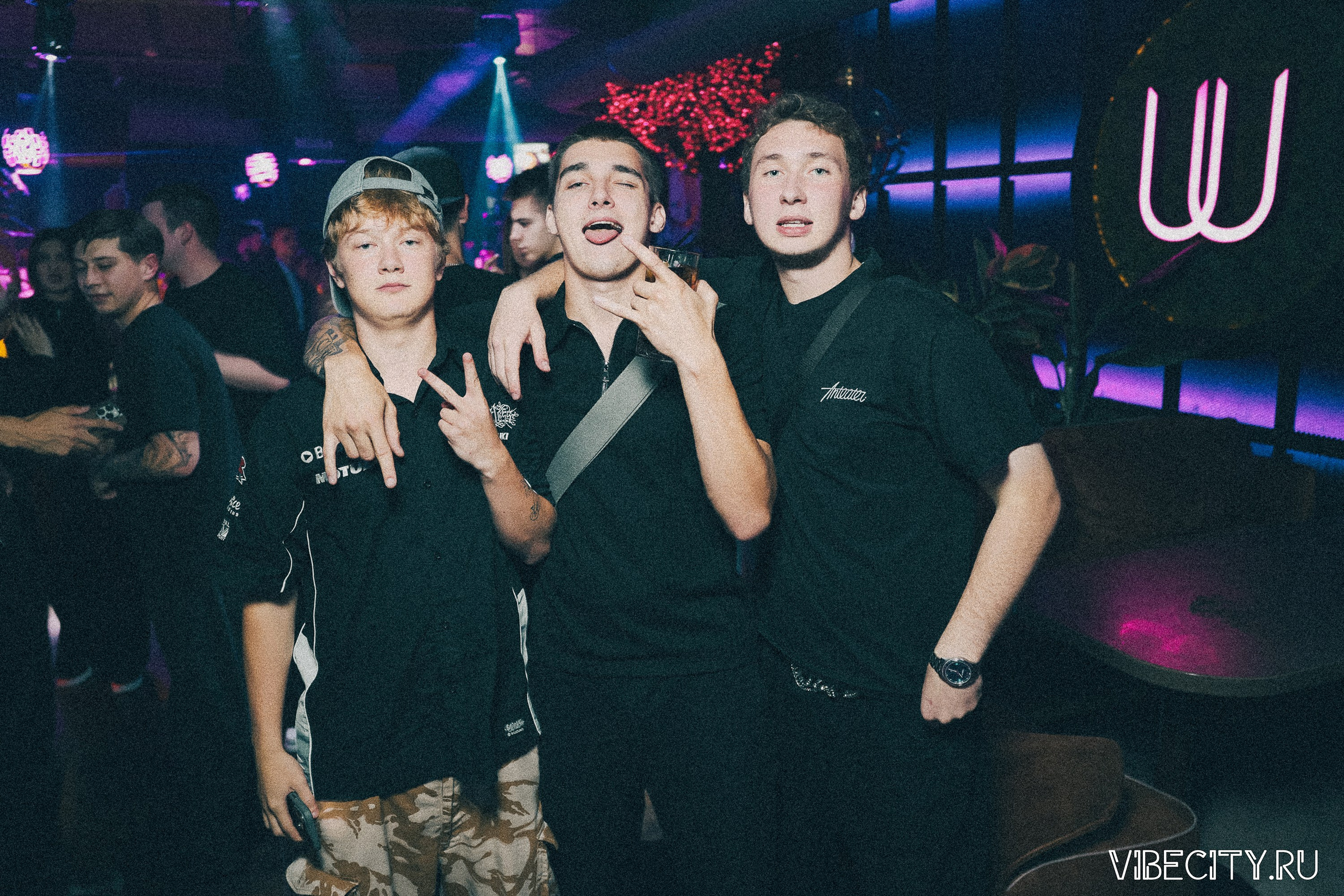 DOUBLE U. VIBECITY.RU Вайб Сити Ру Фоторепортажи Фотоотчеты Калининград