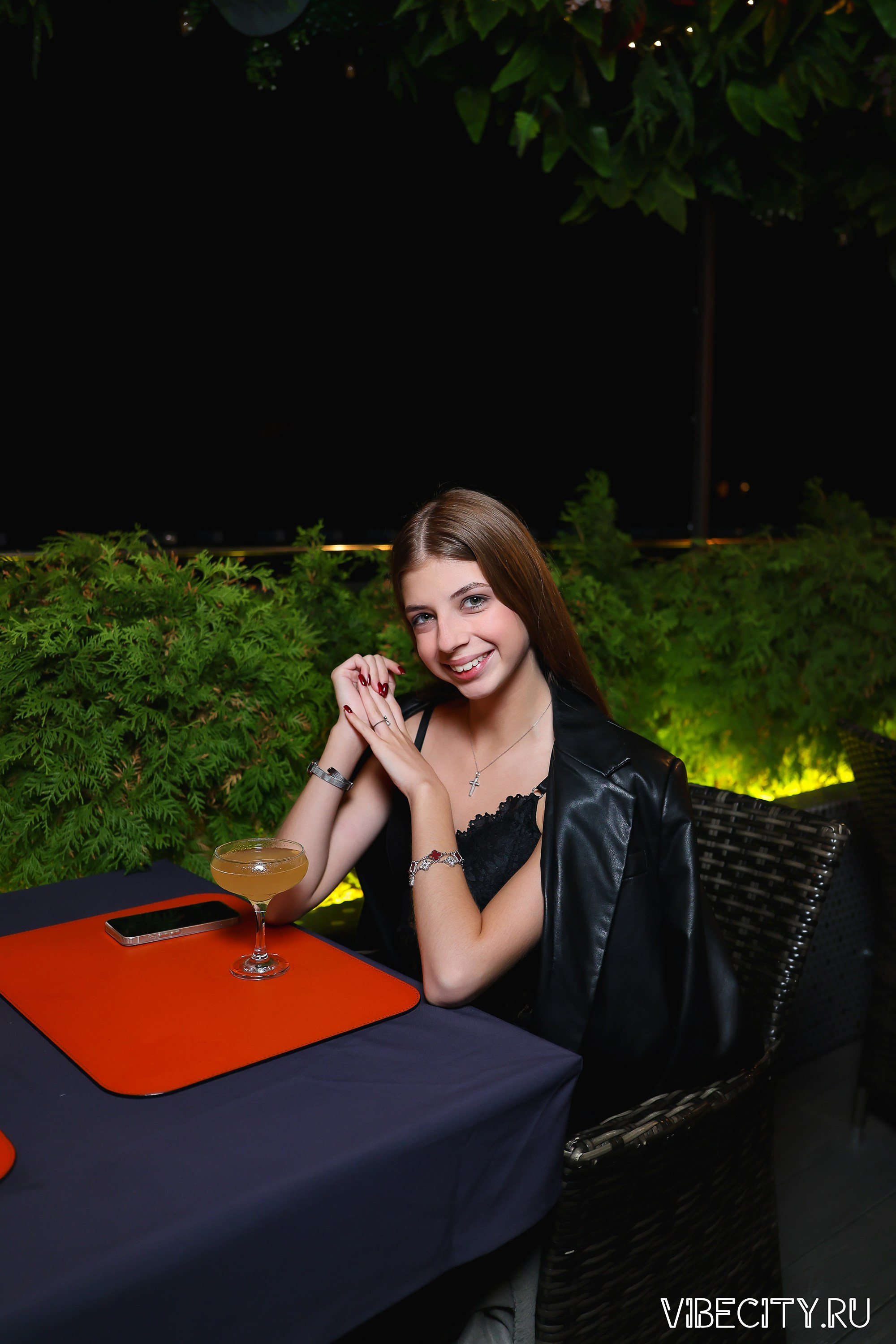 DOUBLE U. VIBECITY.RU Вайб Сити Ру Фоторепортажи Фотоотчеты Калининград