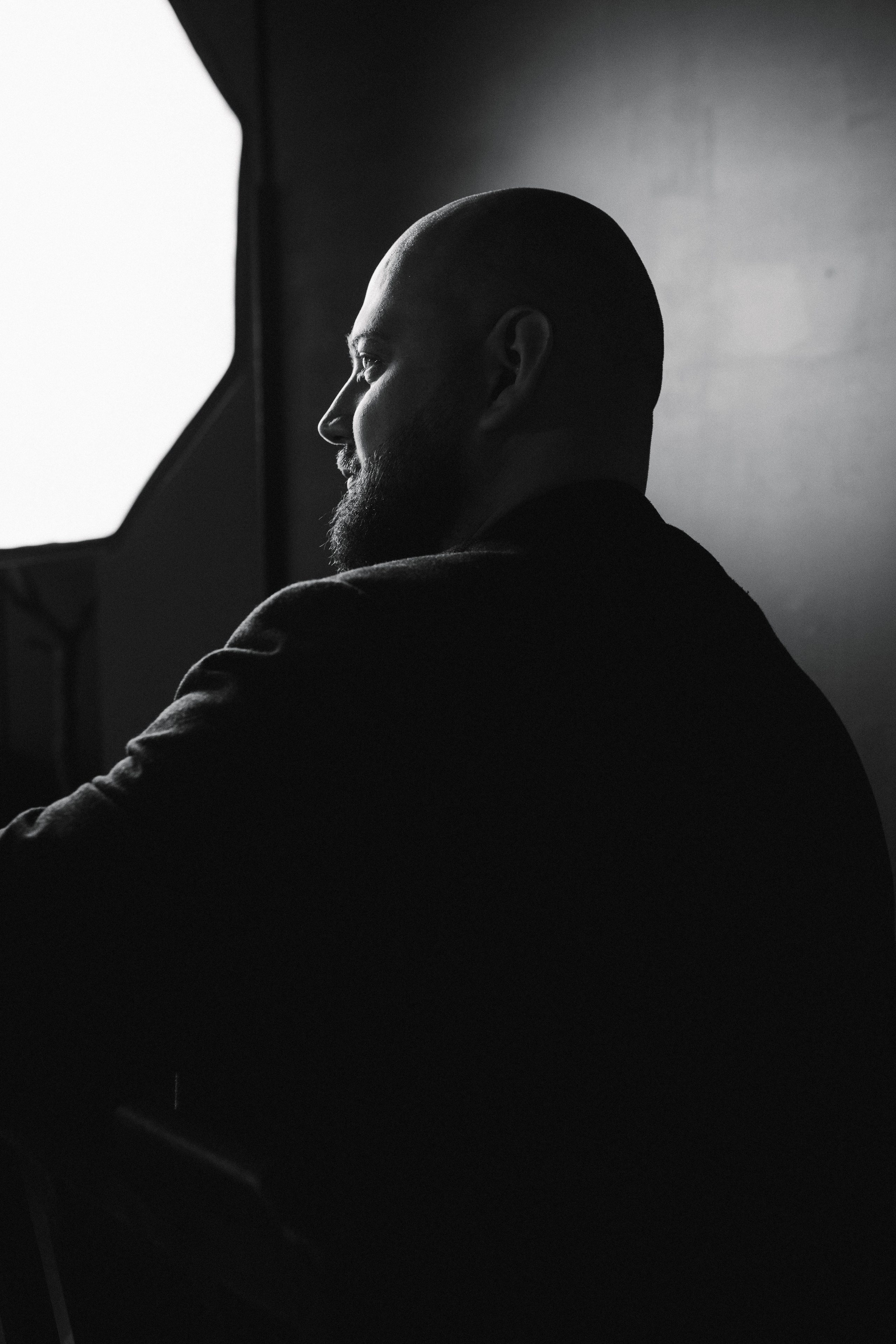 Глеб. Фотографирую женщин, мужчин и их отношения