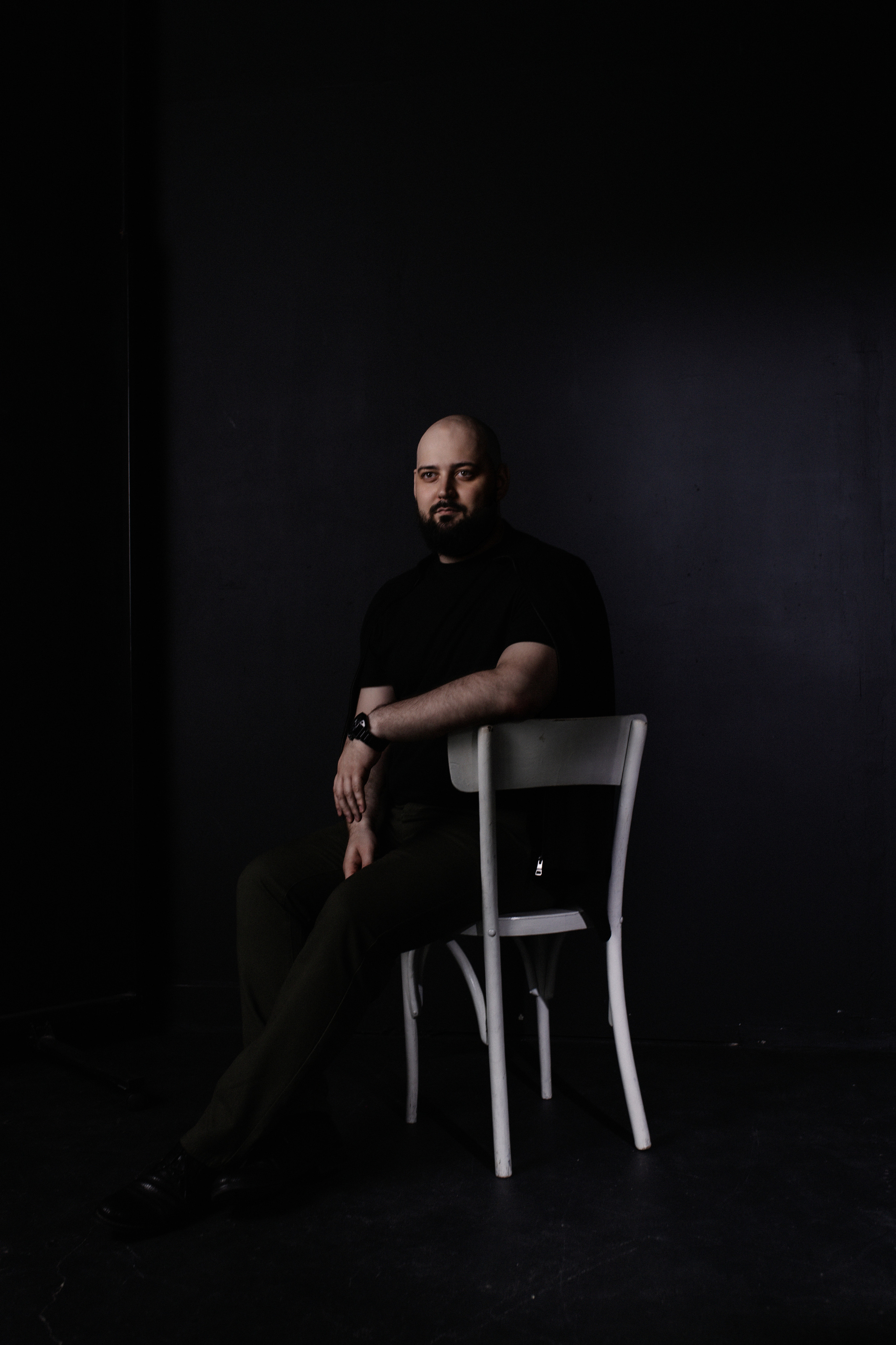 Глеб. Фотографирую женщин, мужчин и их отношения