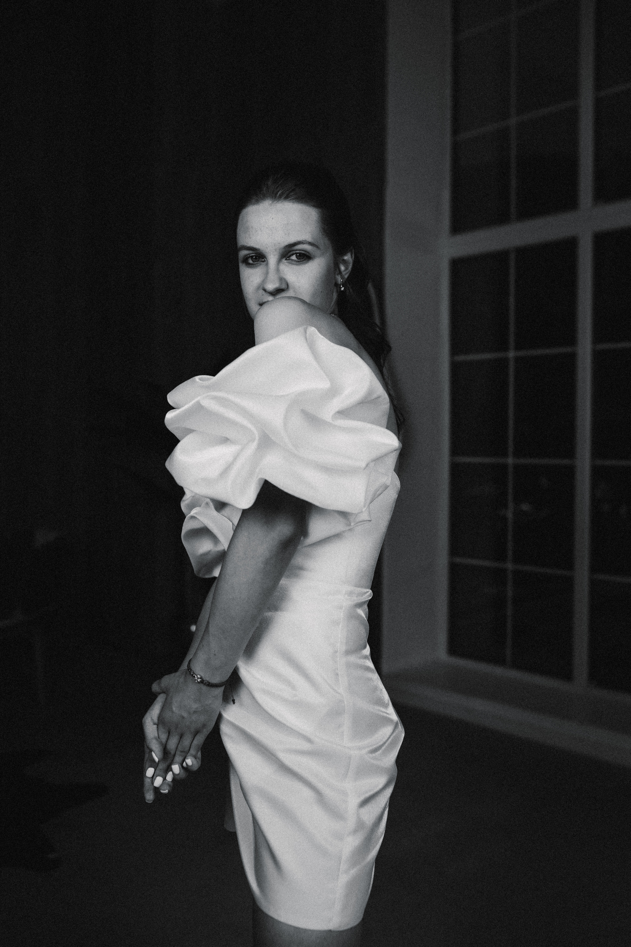 Арина. Фотографирую женщин, мужчин и их отношения