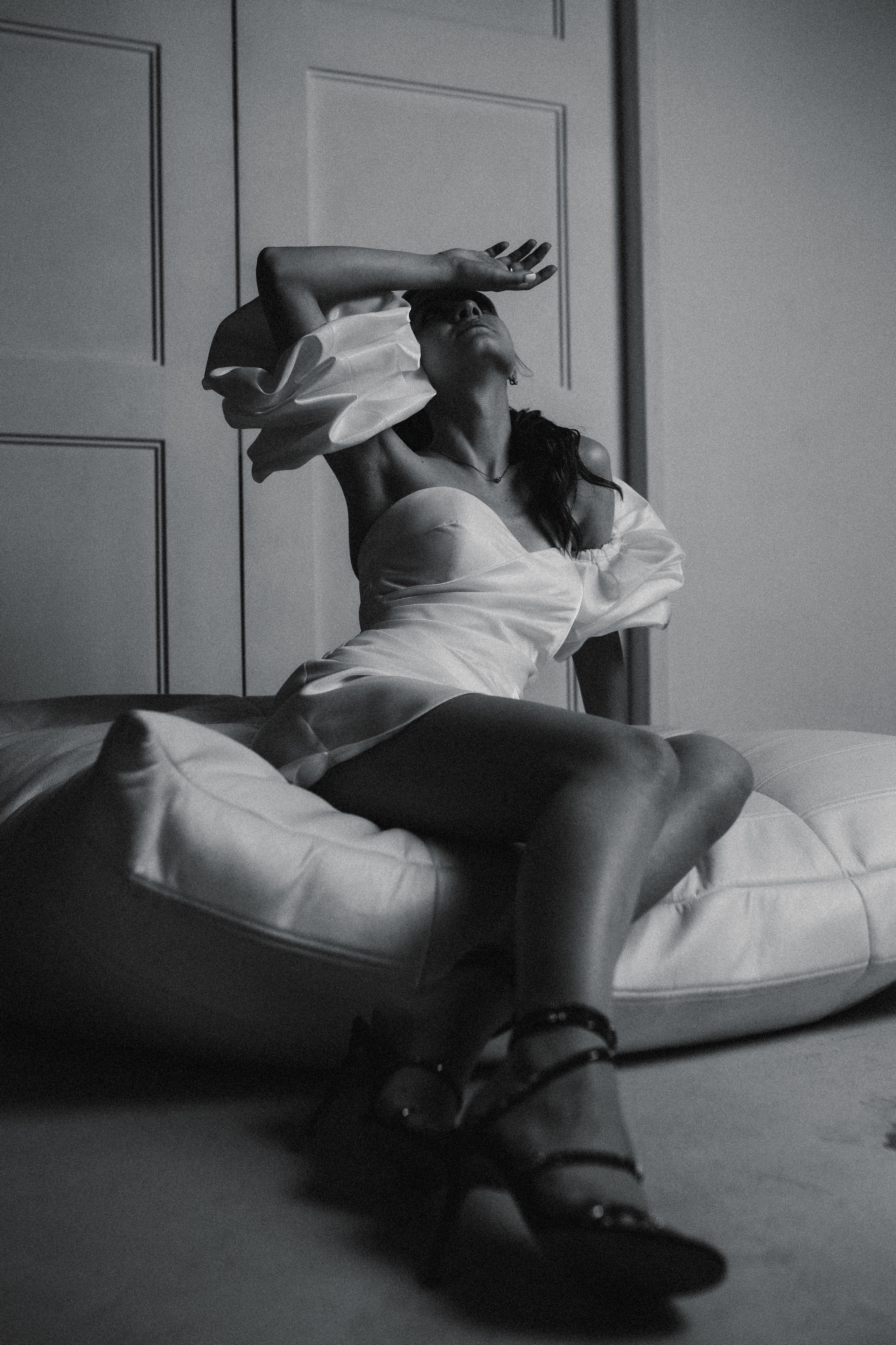 Арина. Фотографирую женщин, мужчин и их отношения