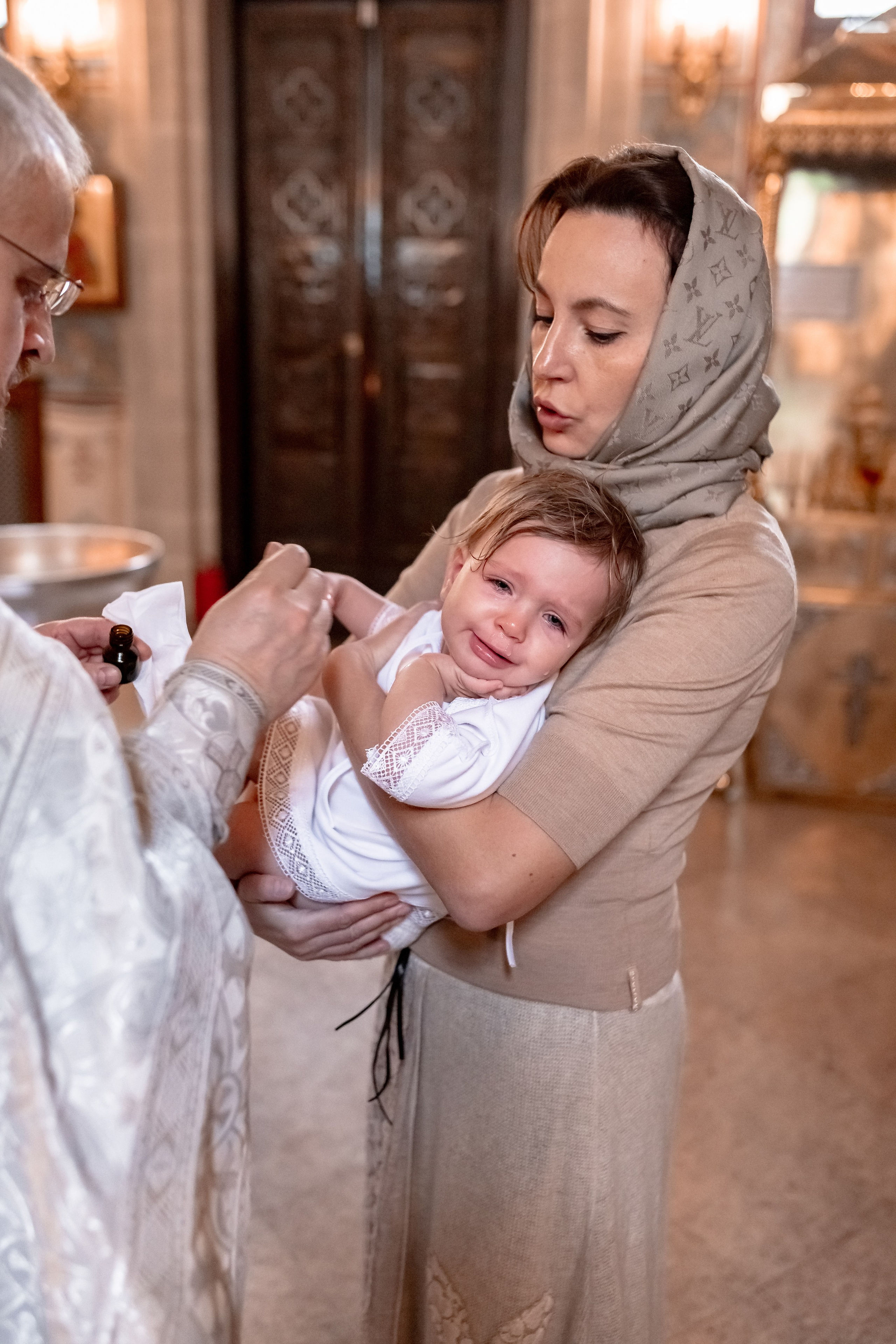Крещение в Храме Сергия Радонежского на Рязанке. Профессиональный фотограф в Москве и Мо Мария Шантарёва