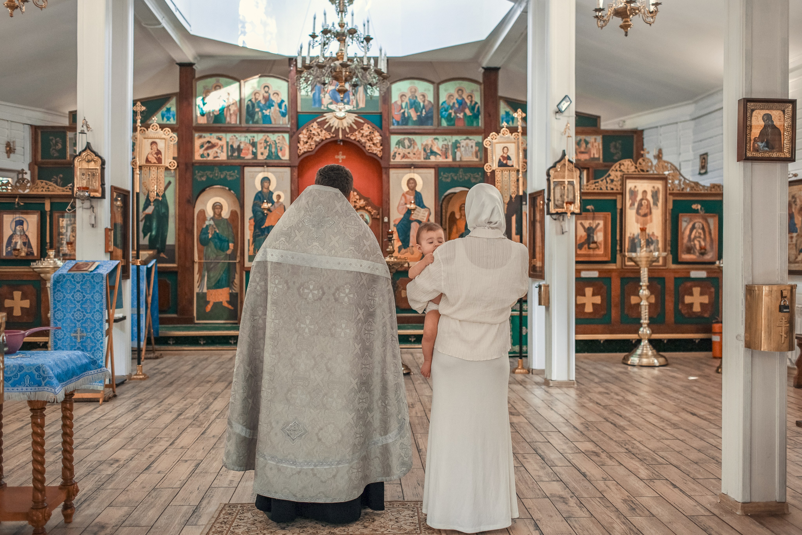 Крещение в Храме Даниила Московского Метрогородке. Профессиональный фотограф в Москве и Мо Мария Шантарёва
