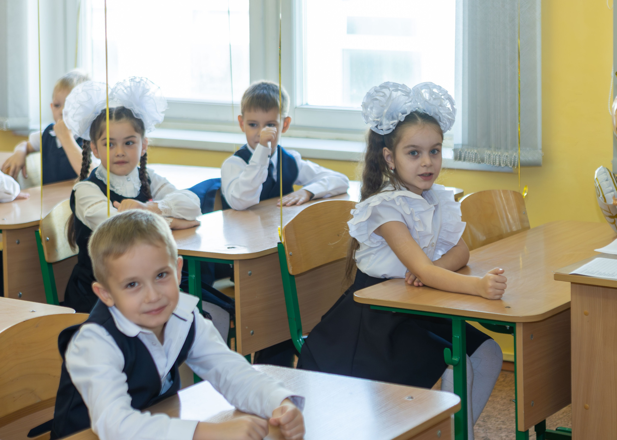 Первый школьный день 1М, школа № 30. Выпускные альбомы для школы и детского сада — школьный фотограф Подольск, Троицк, Щербинка, Москва