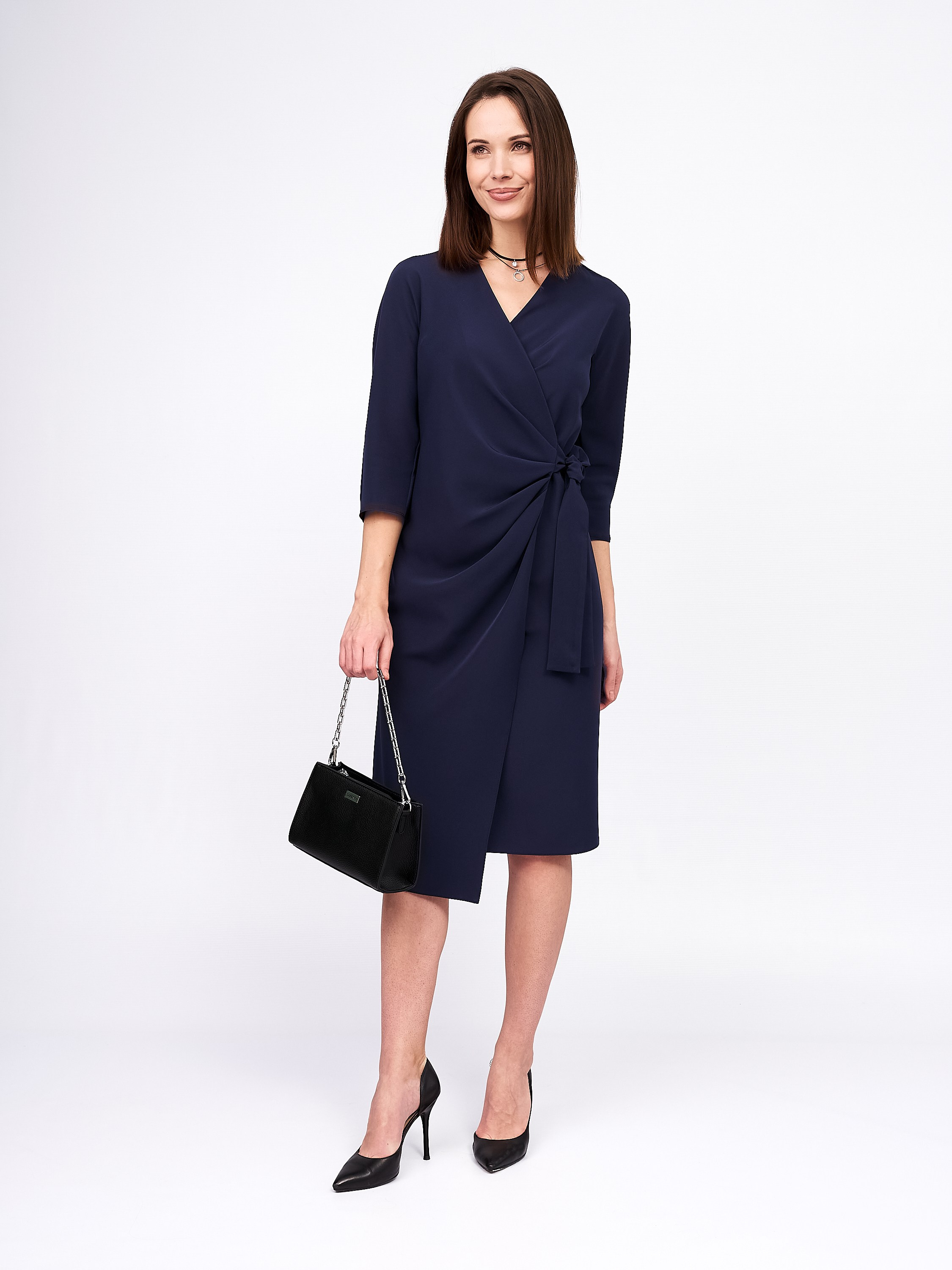 Модельная фотосъёмка платья для маркетплейсов