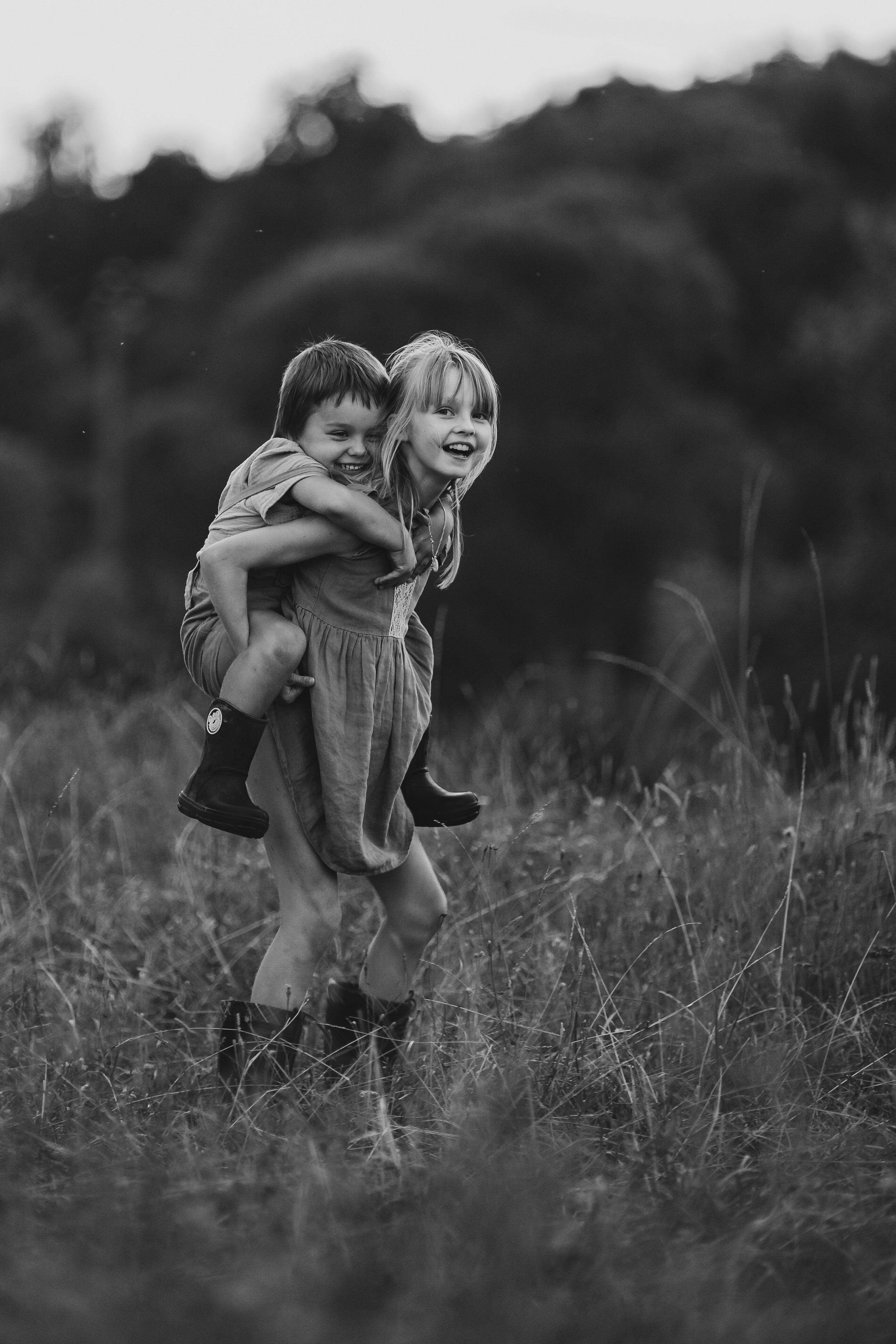 Детская фотосессия в полях | Надежда Воробьёва. Семейный и женский фотограф в Москве Надежда Воробьева