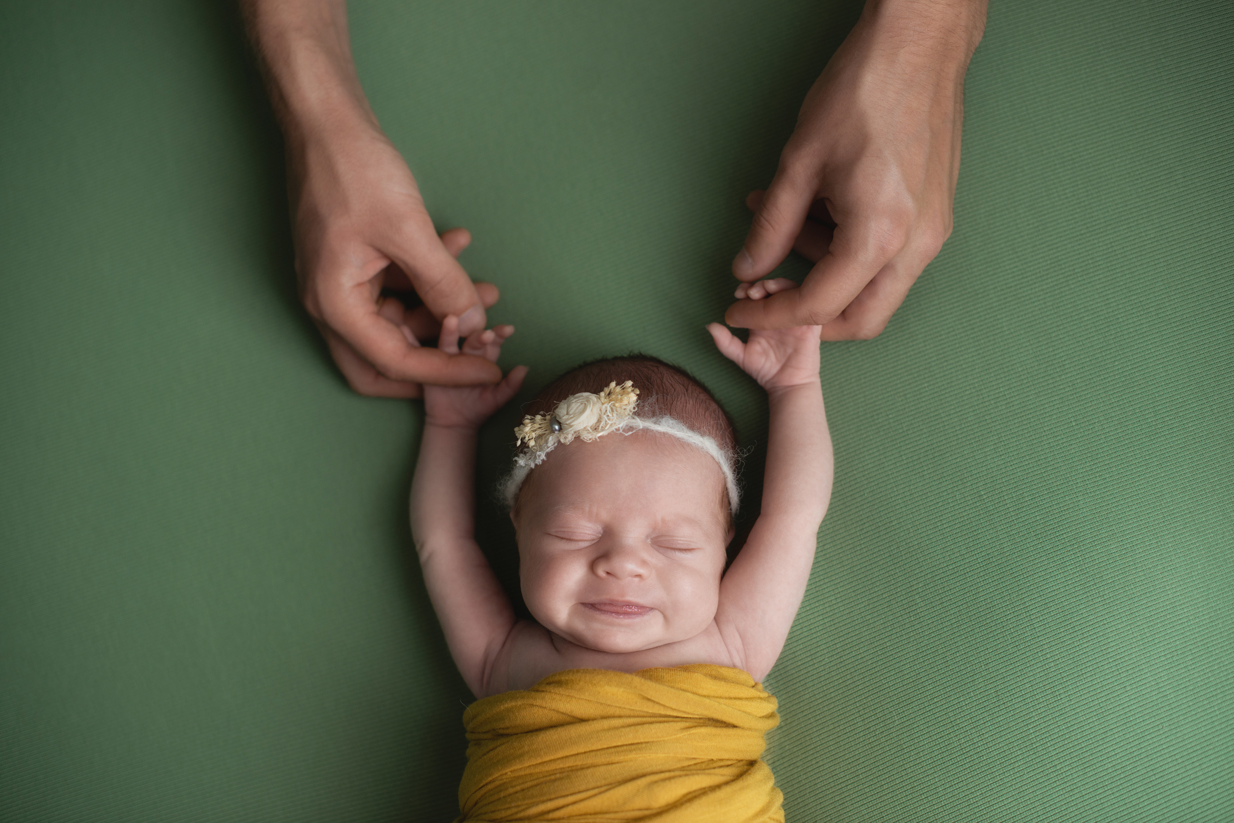 Фотосъемка новорожденного. Фотограф беременности, новорожденных и детей до года в Челябинске Волк