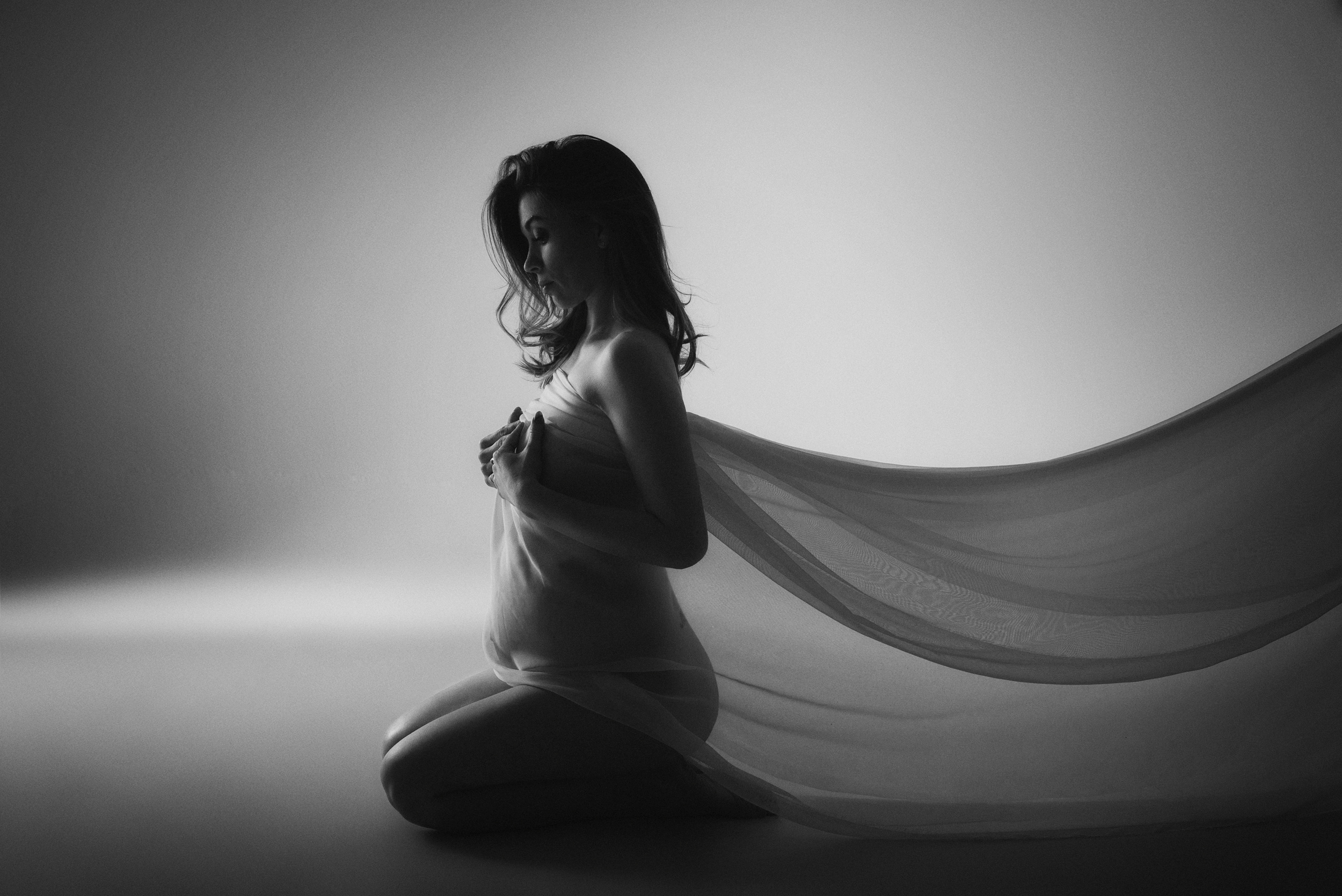 Фотосъемка беременности. Фотограф беременности, новорожденных и детей до года в Челябинске Волк