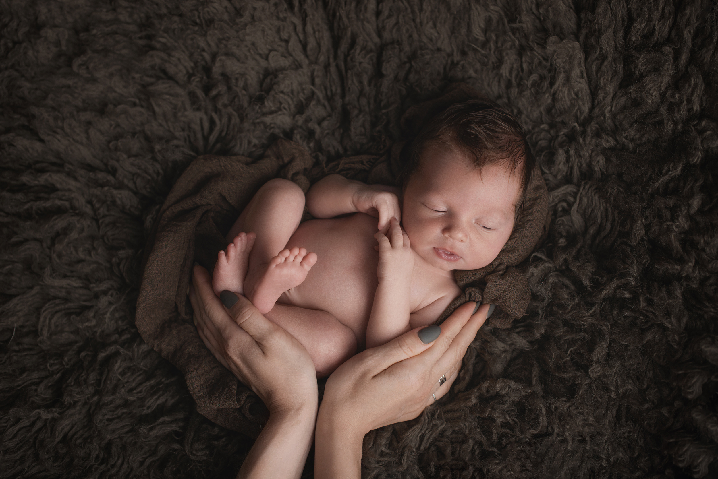 Фотосъемка новорожденного. Фотограф беременности, новорожденных и детей до года в Челябинске Волк