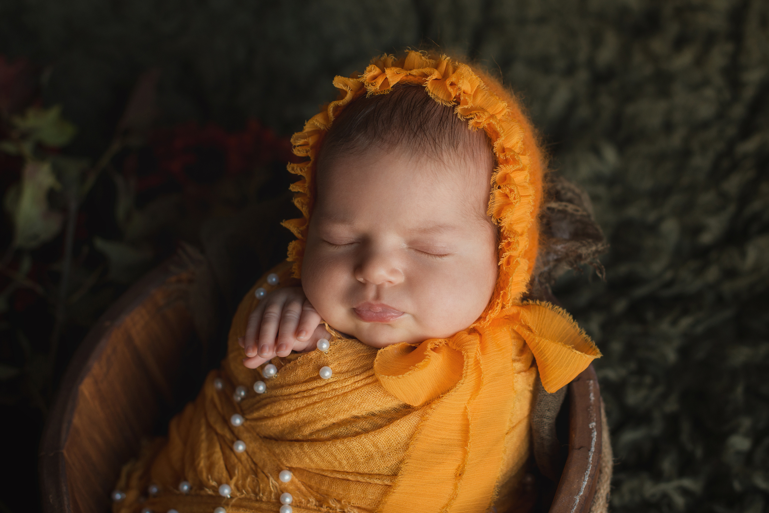 Фотосъемка новорожденного. Фотограф беременности, новорожденных и детей до года в Челябинске Волк