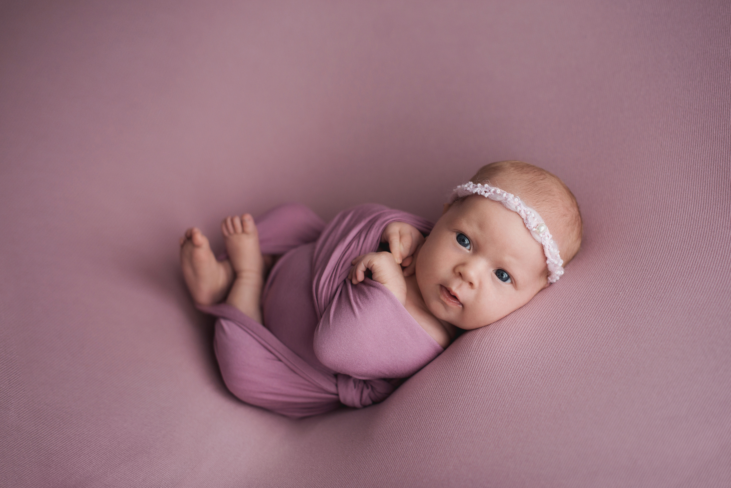 Фотосъемка новорожденного. Фотограф беременности, новорожденных и детей до года в Челябинске Волк