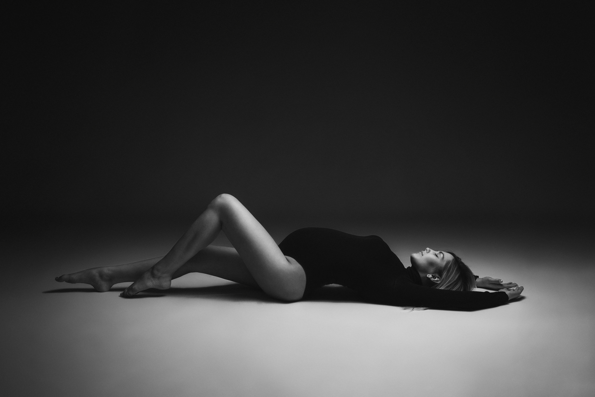 Фотосъемка беременности. Фотограф беременности, новорожденных и детей до года в Челябинске Волк