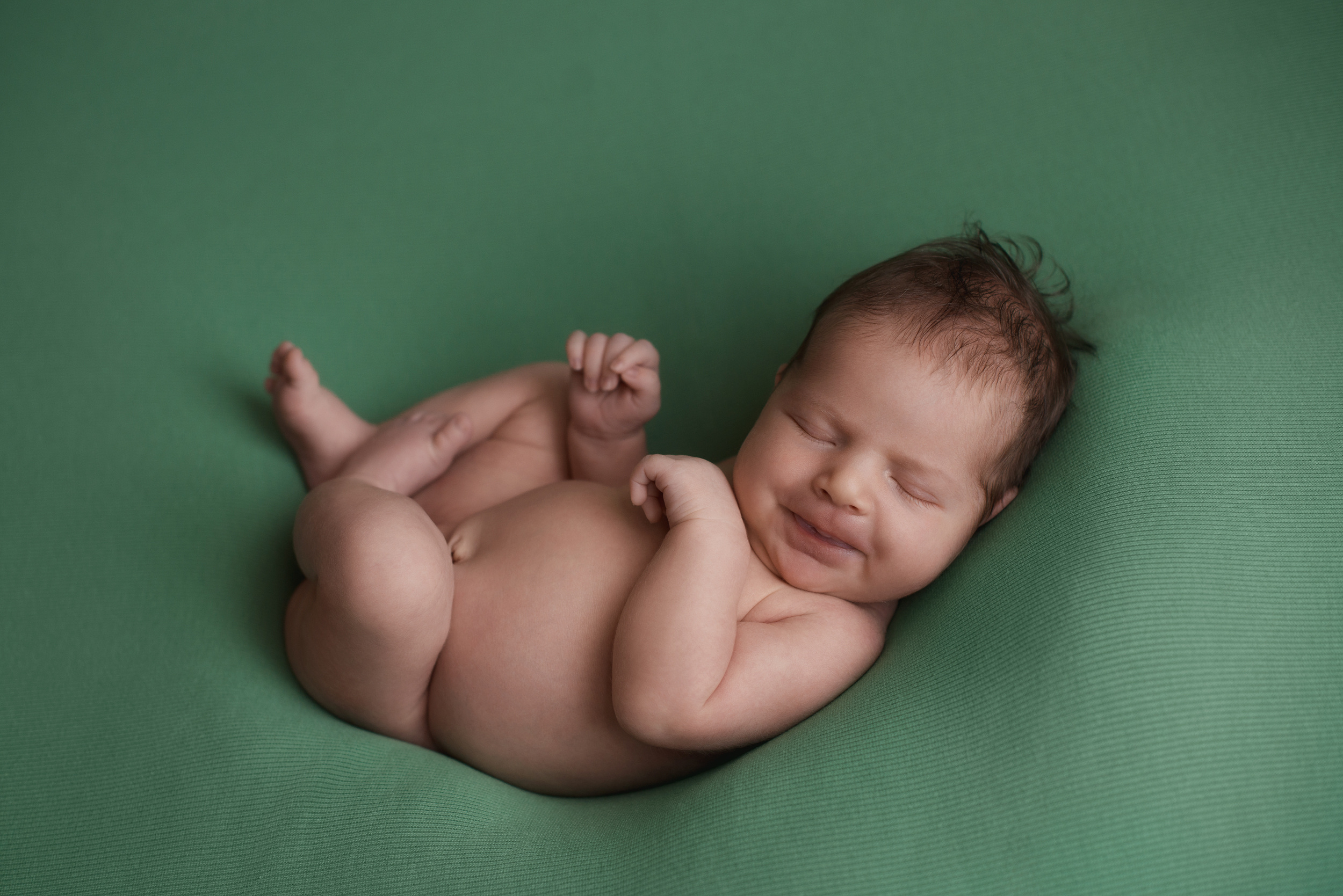 Фотосъемка новорожденного. Фотограф беременности, новорожденных и детей до года в Челябинске Волк