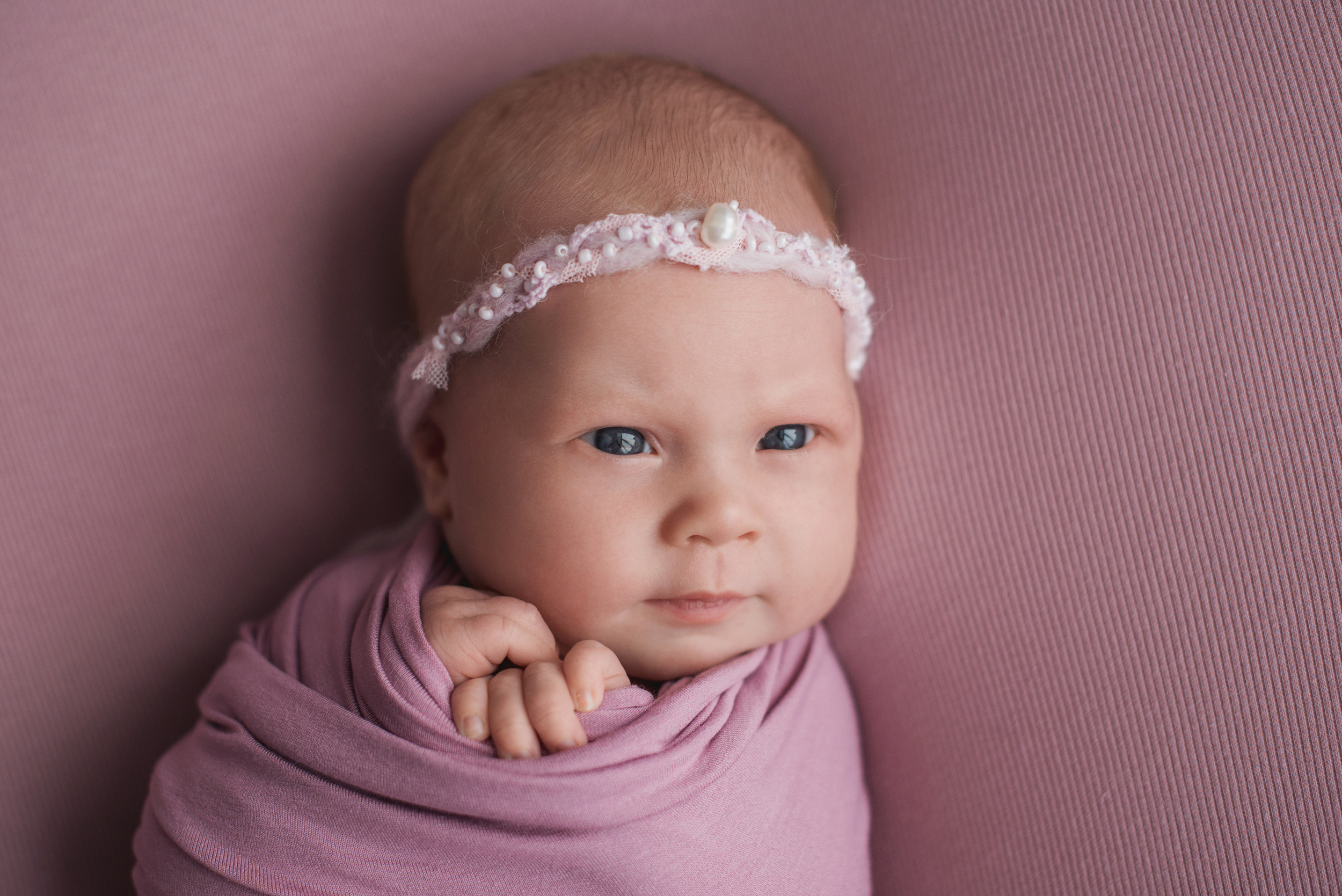 Фотосъемка новорожденного. Фотограф беременности, новорожденных и детей до года в Челябинске Волк