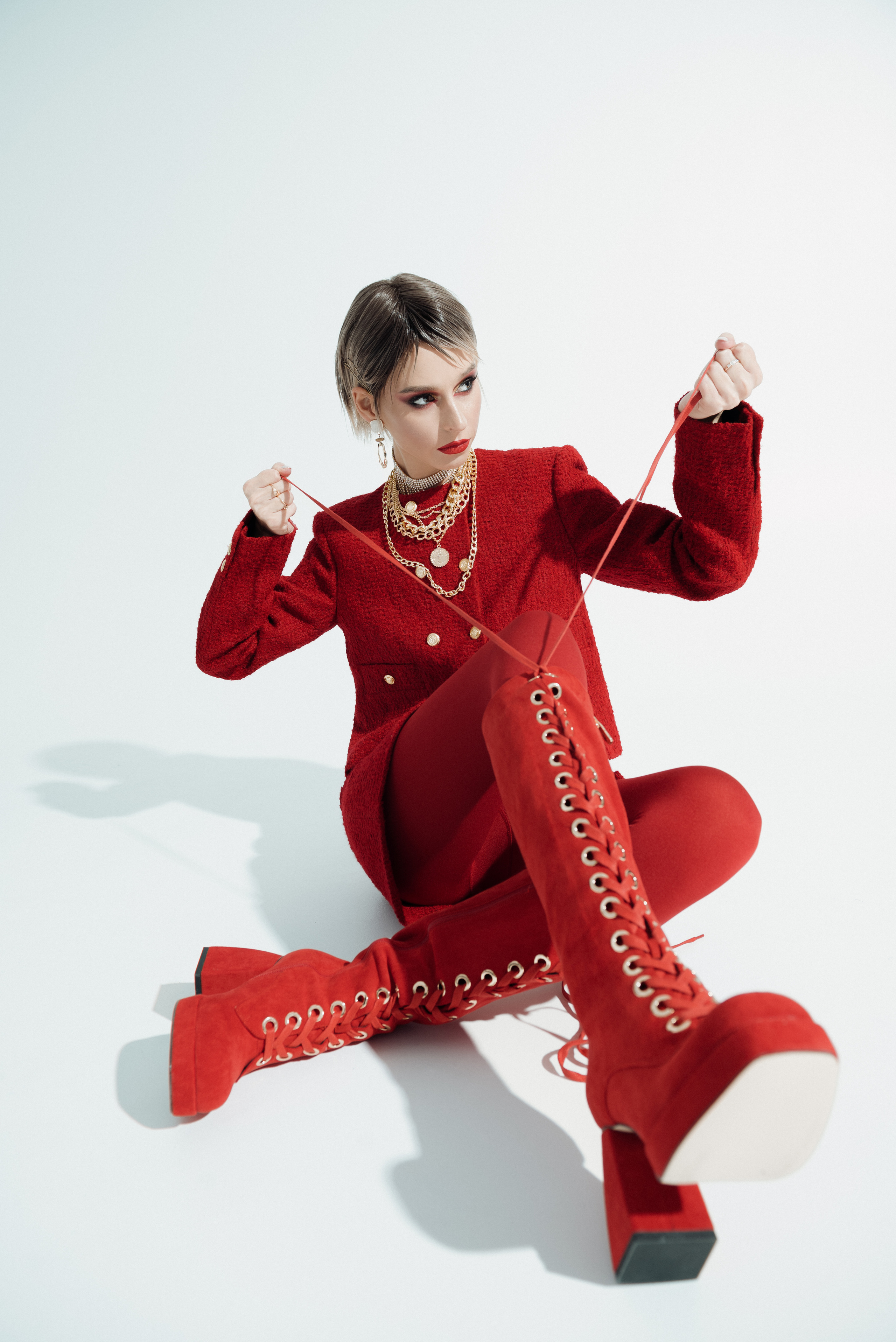 I need more gold. Z H U R A V L E V