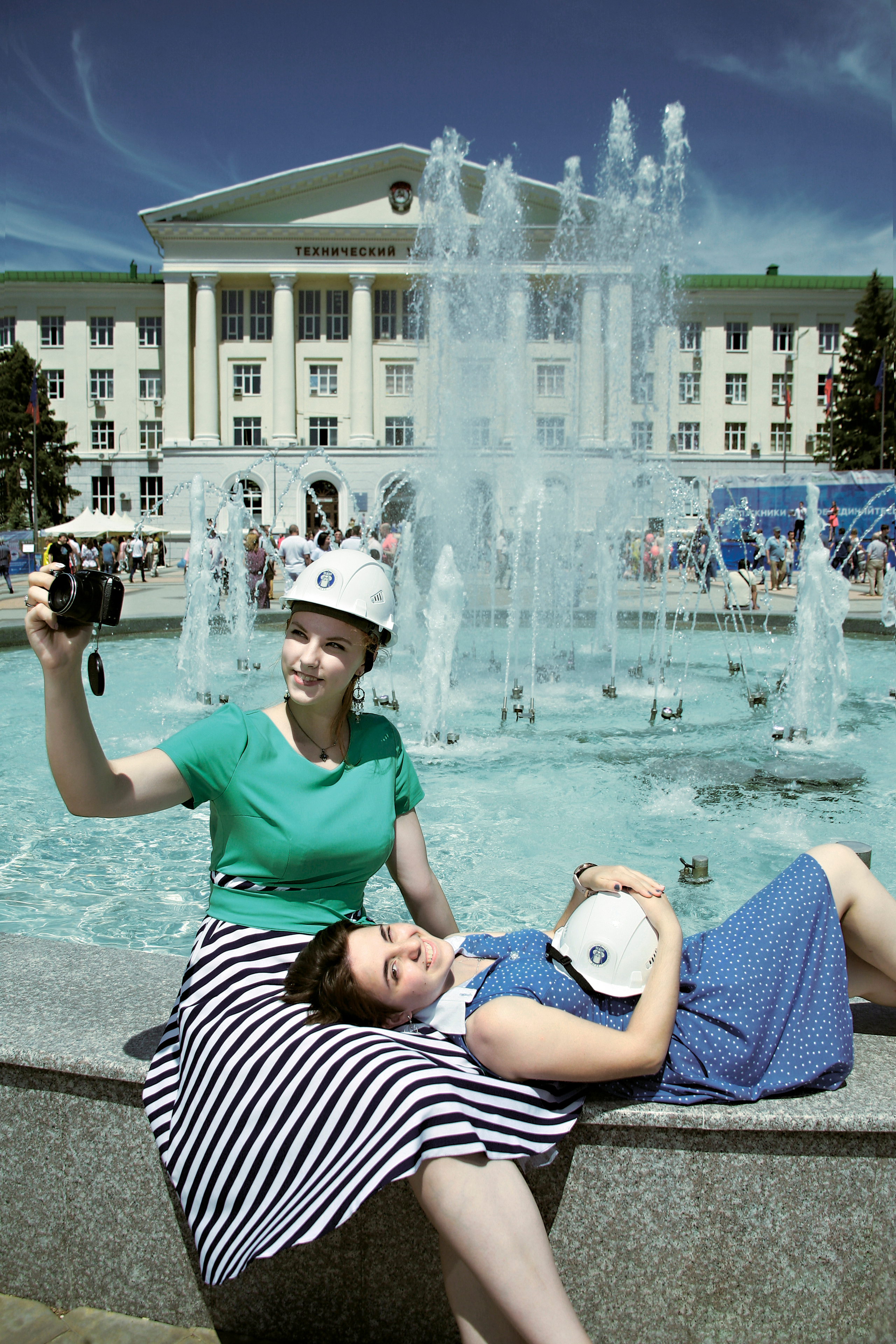 Фотограф Денис Зимин, сьёмка для маркетплейсов в городе Ростове-на-Дон. Выпускные альбомы, фотограф Денис Зимин в городе Ростове-на-Дону