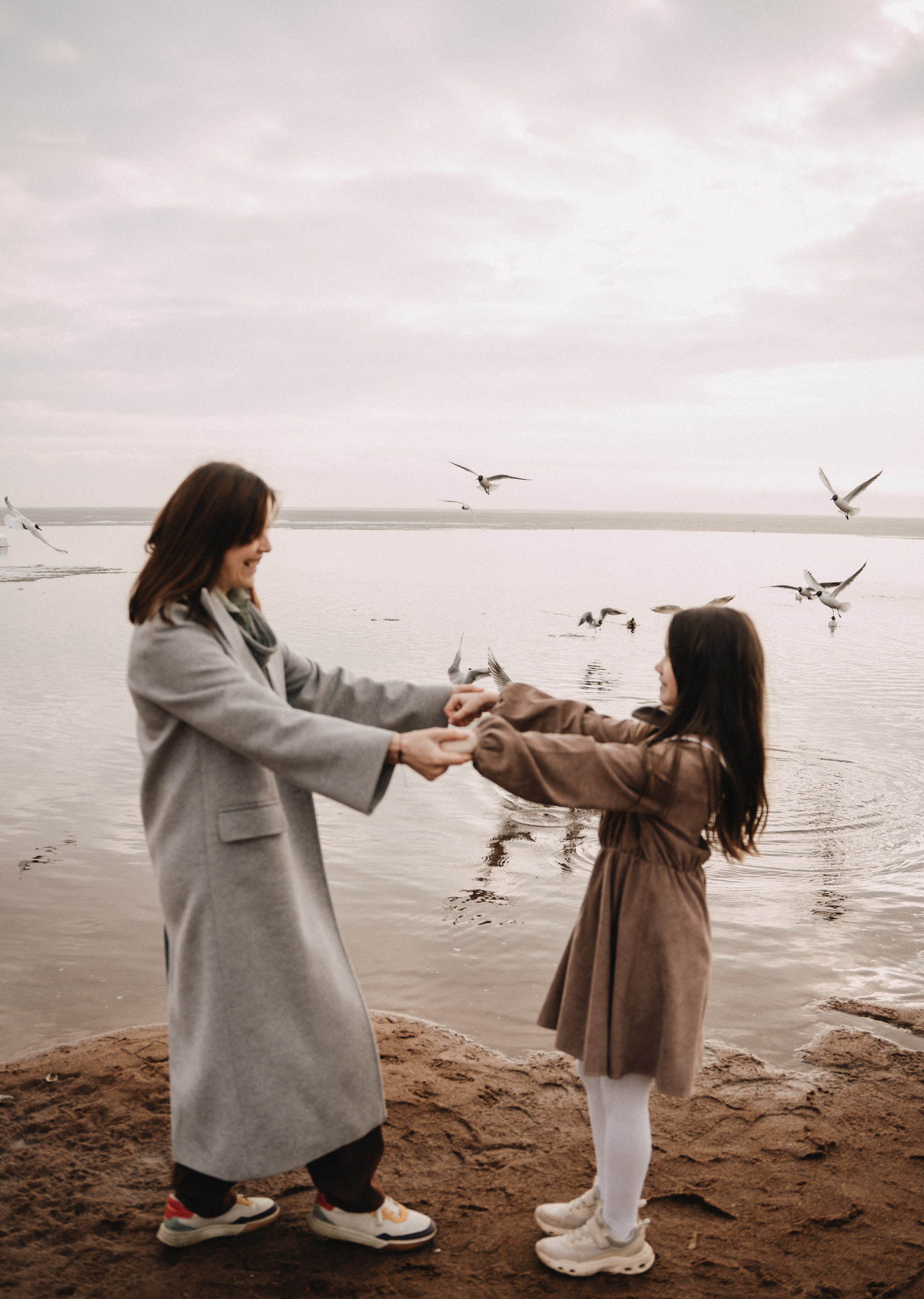Семейная фотосессия на заливе. Семейная съемка Санкт-Петербург. Федосова Елизавета - фотограф СПб