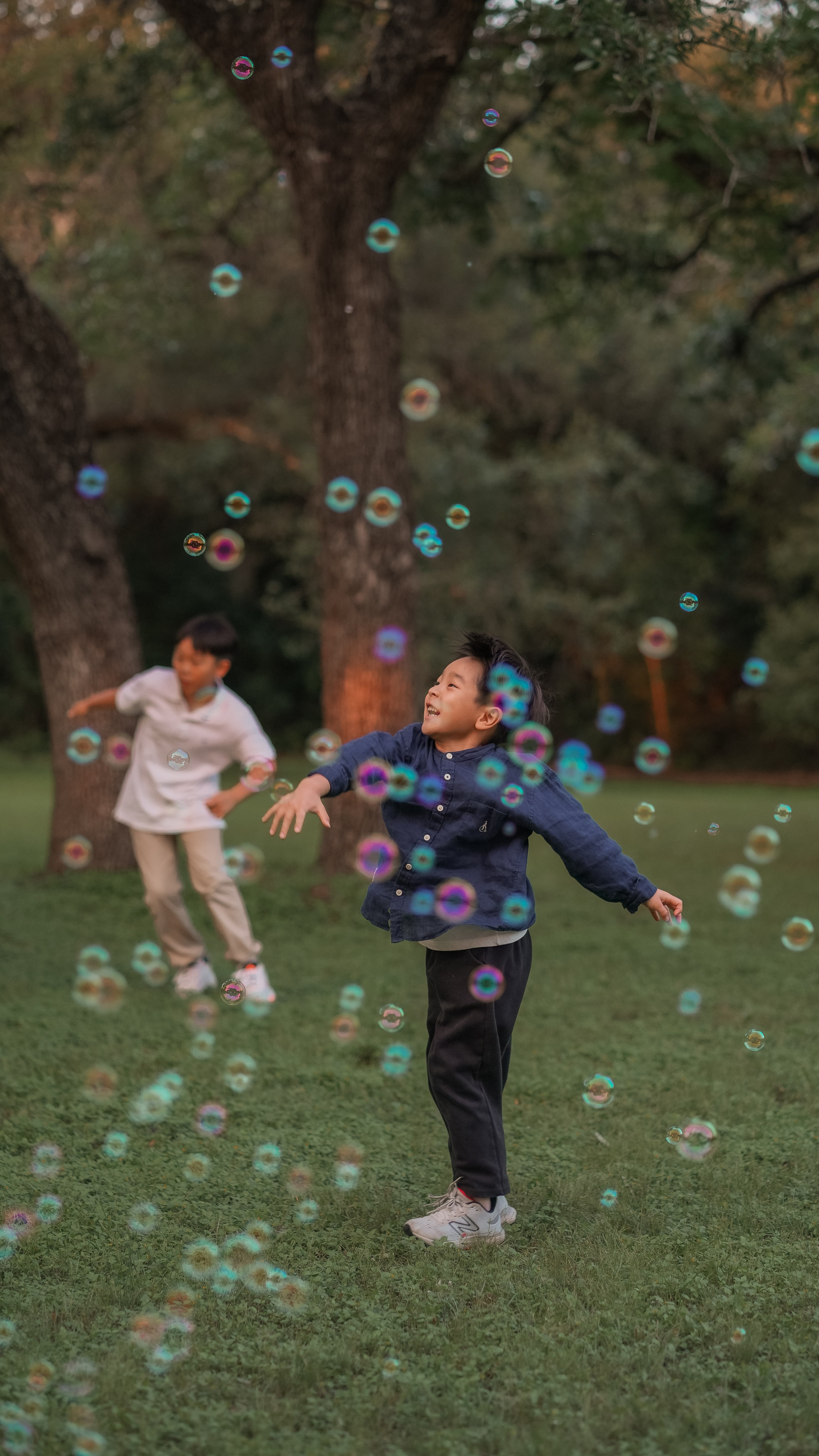 Family photography in Austin, TX | Unposed, playful & full of life | Anny Smirnova