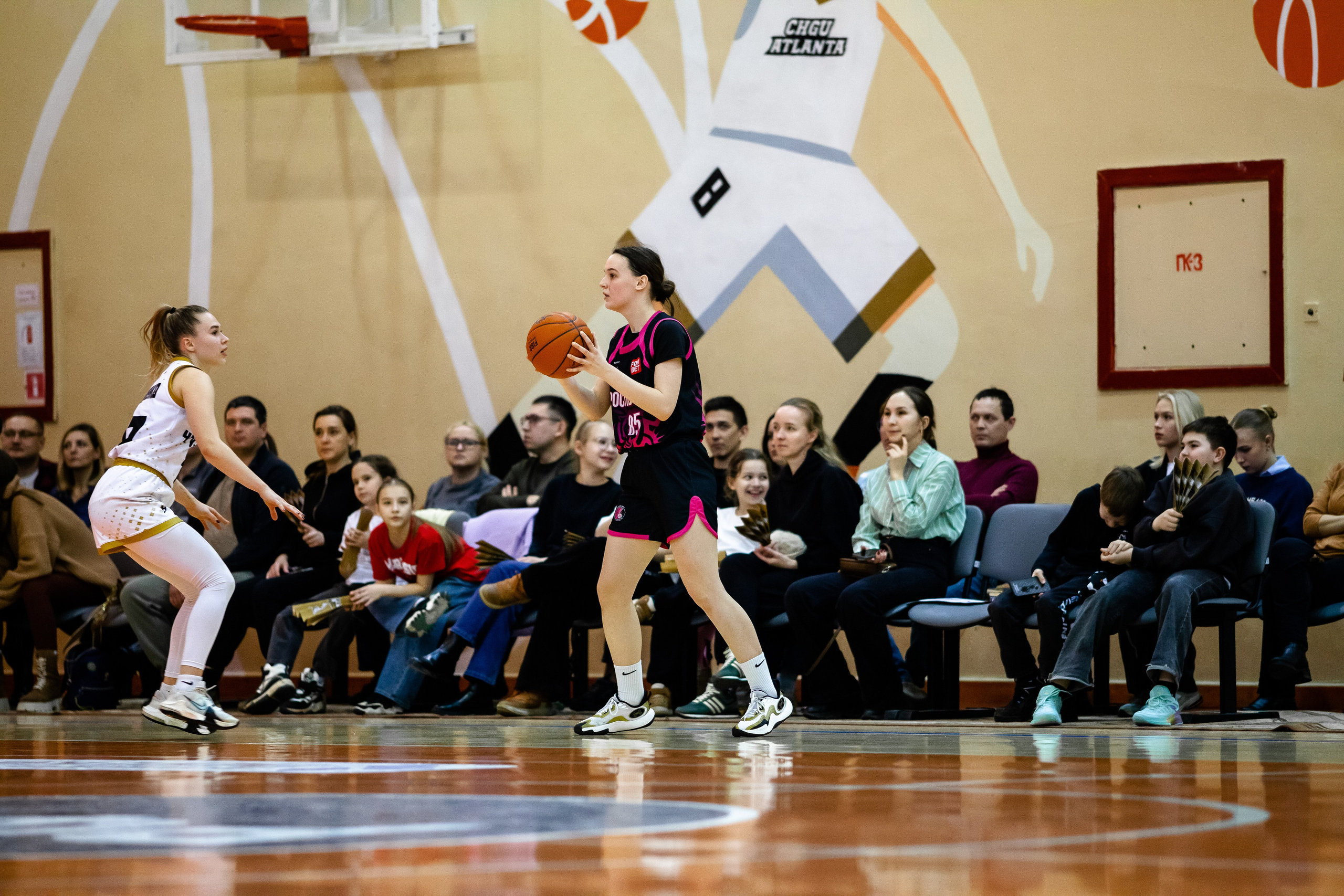 ЧГУ-Атланта — Ростов-ЮФУ / 1 игра. Фотография