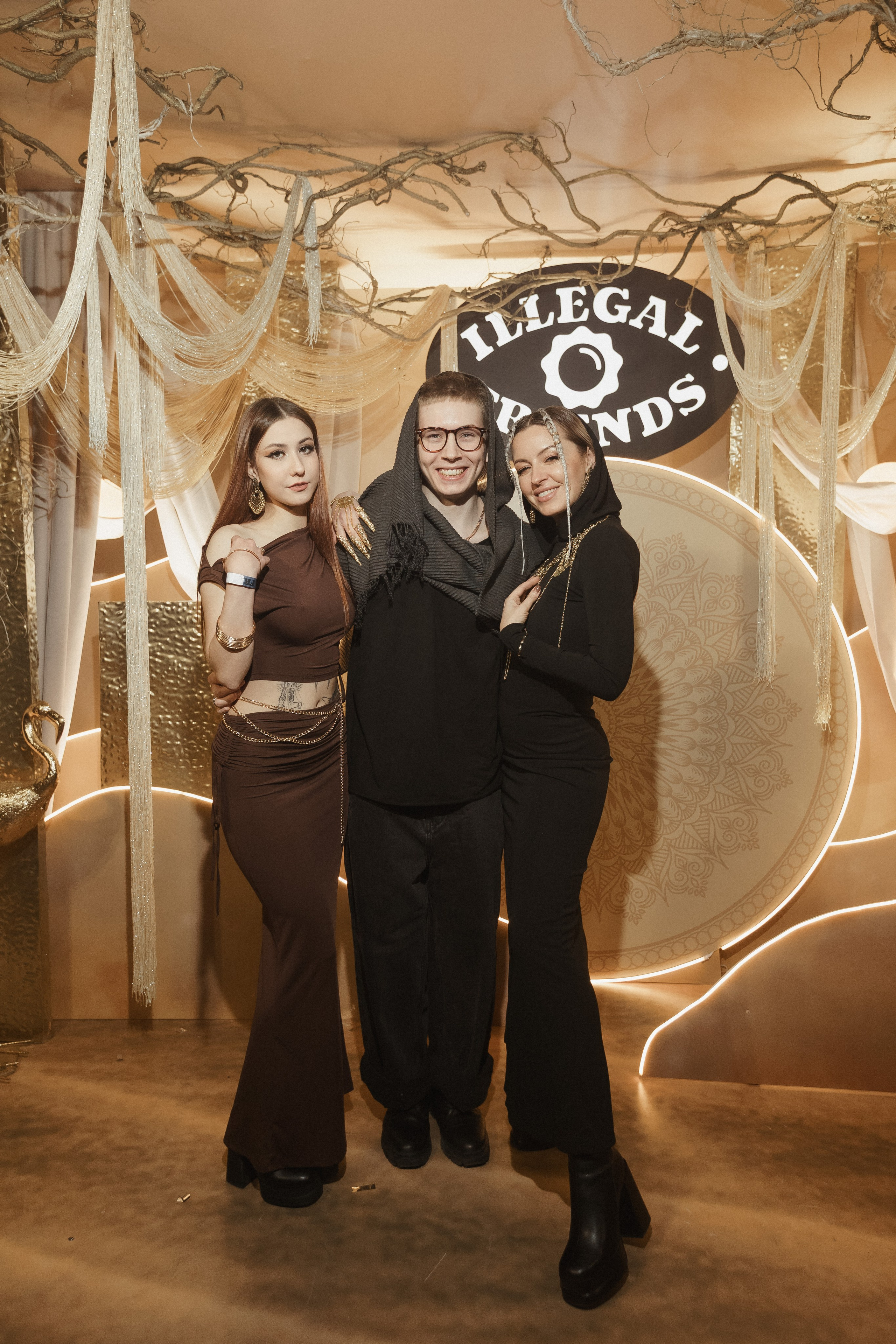 ILLEGAL FRIENDS — MIRAGE [PART II]. СВОИ. ФОТООТЧЕТЫ-СОБЫТИЯ-МЕСТА