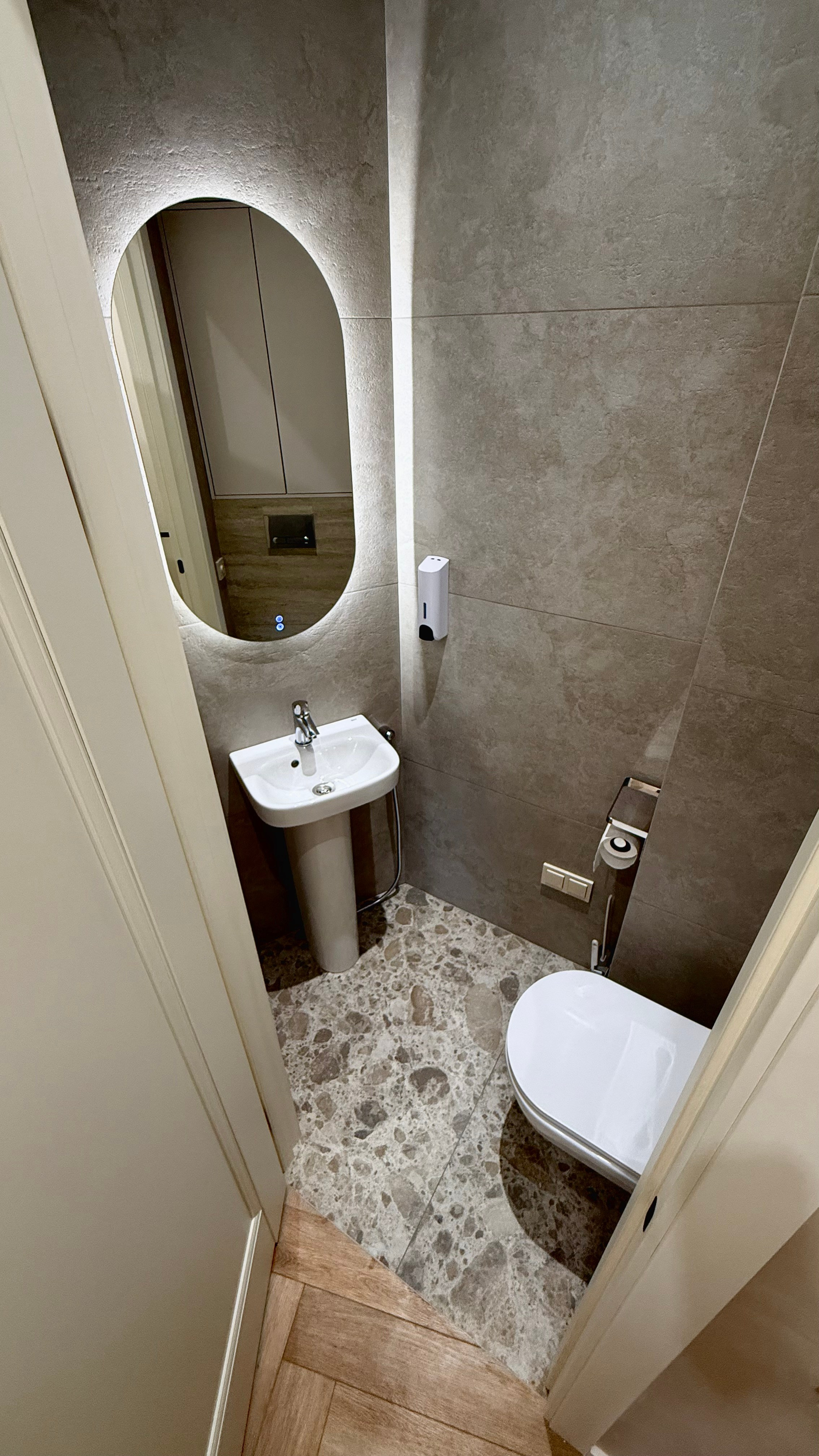 ЖК ID Park Pobedy. Квартира на сачу в долгосрочную аренду уровня комфорт плюс. Дизайн-студия интерьеров Юлии Ивановой