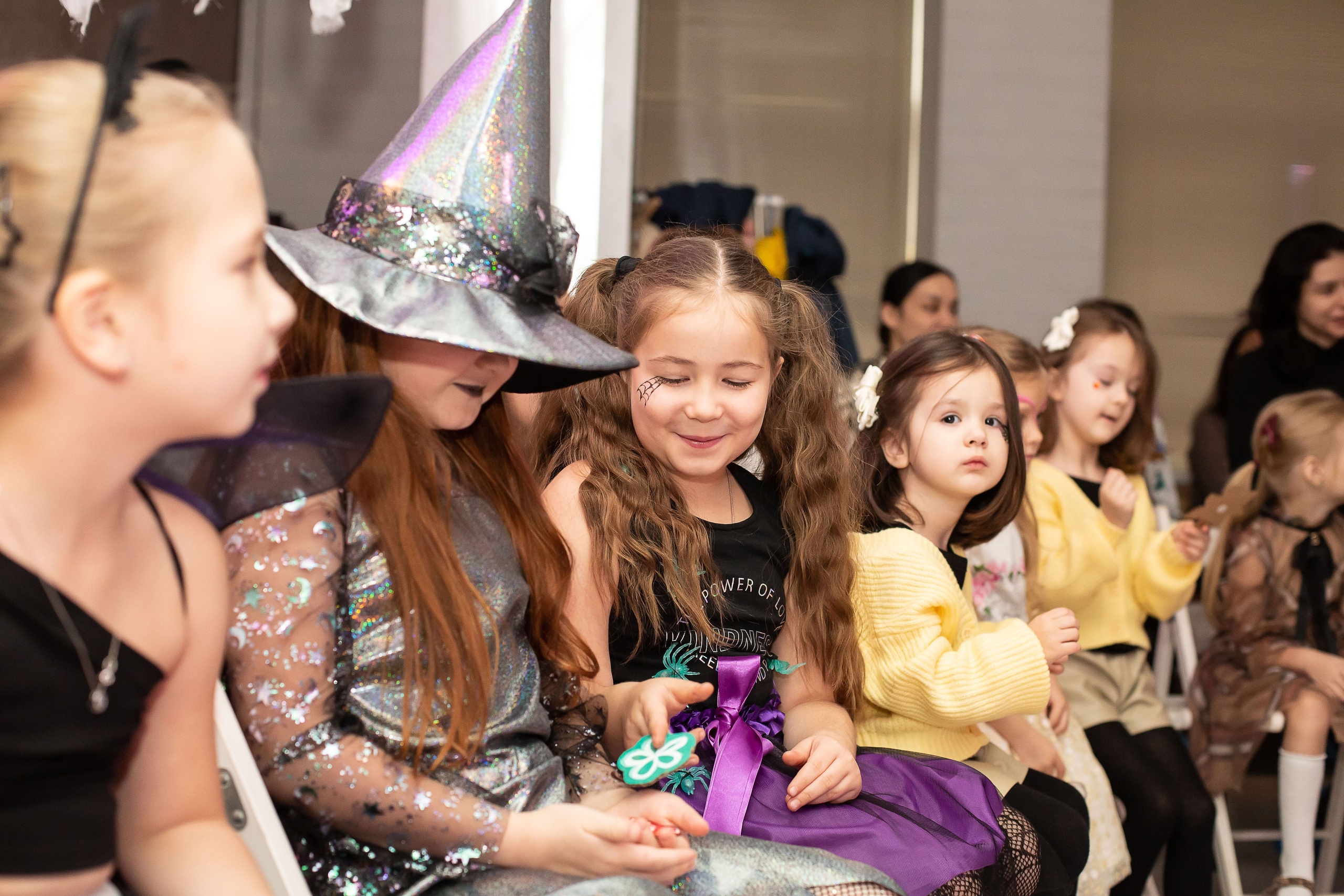 Верхом на помеле спектакль интерактивный. Семейный и детский фотограф Анна Петракова