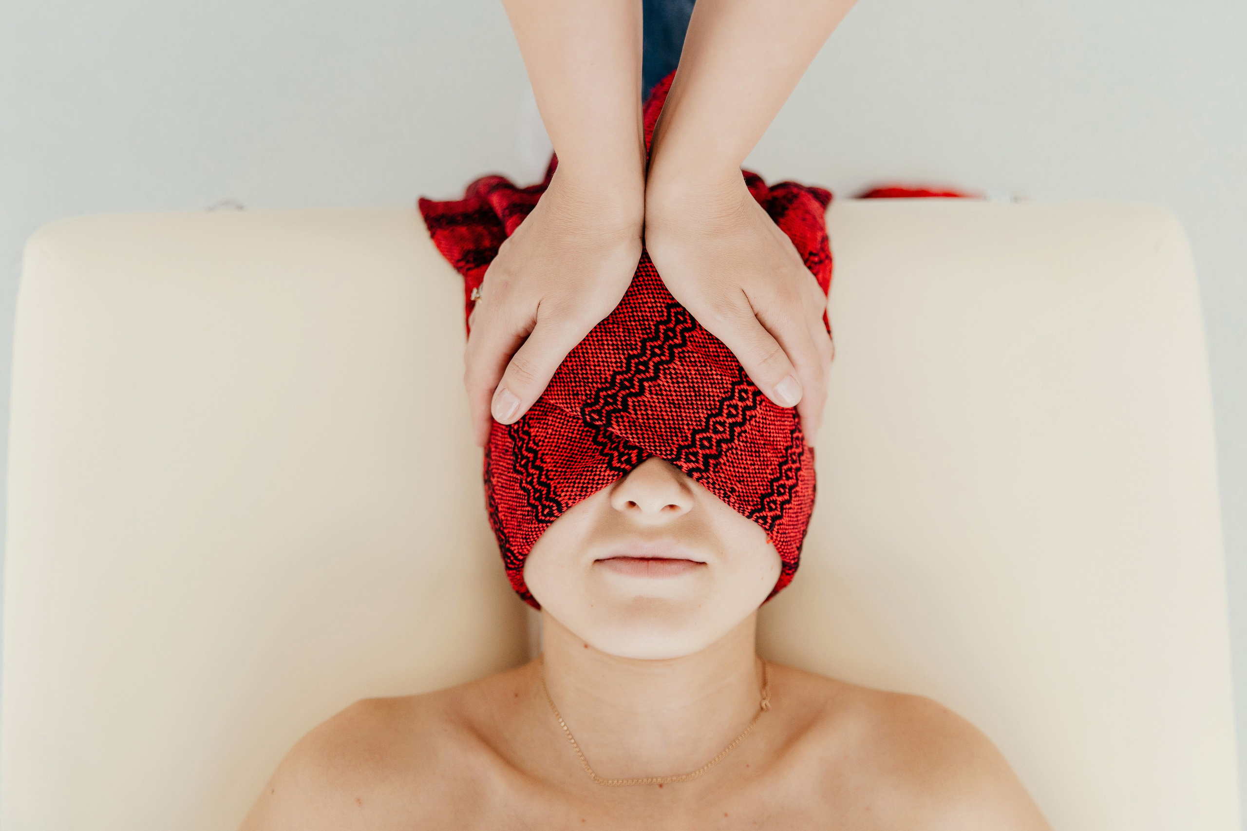 Контент для студии массажа. Фотограф для бизнеса Константин Брусницын в Екатеринбурге