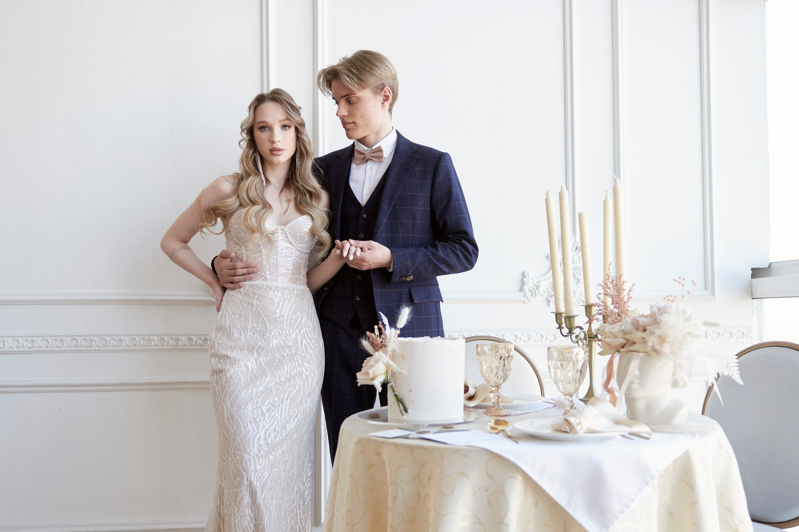 Свадебная фотосессия Кирилла и Алены в фотостудии