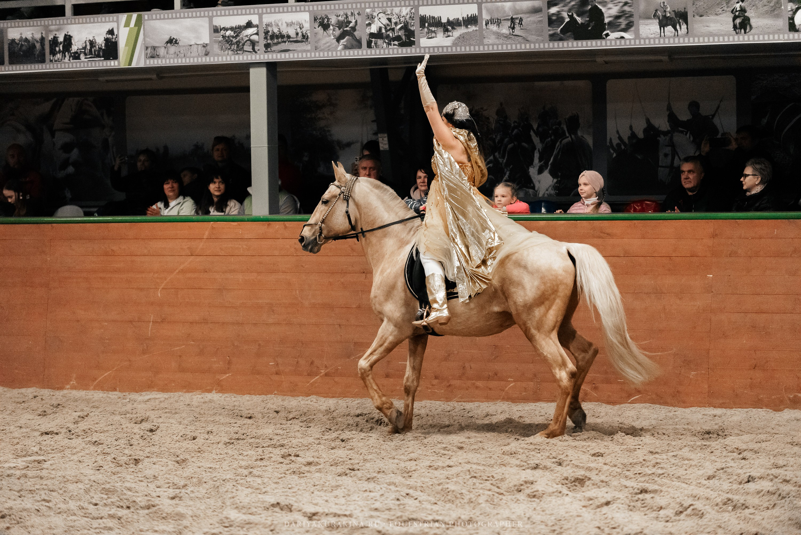 Конное представление «Дыхание Звёзд». Конный фотограф Куракина Дарья • Фотосессии с лошадьми