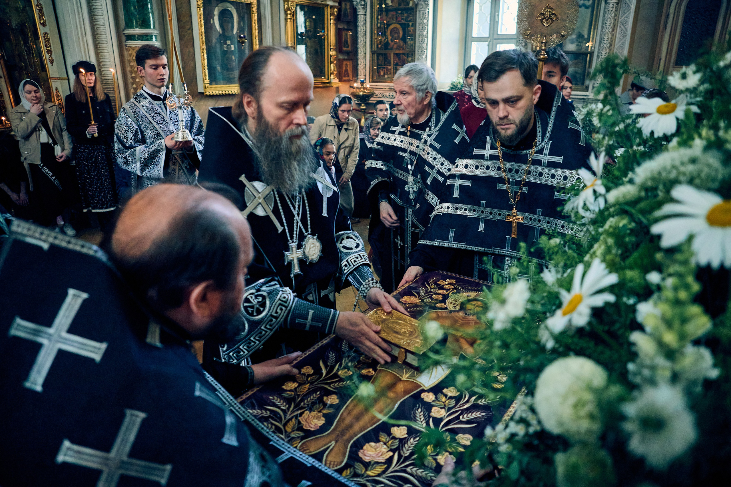 Вечерня с выносом Плащаницы Спасителя Плач. Пресвятой Богородицы. DMITRY MOISEENKO — фотограф, художник, топ-стилист