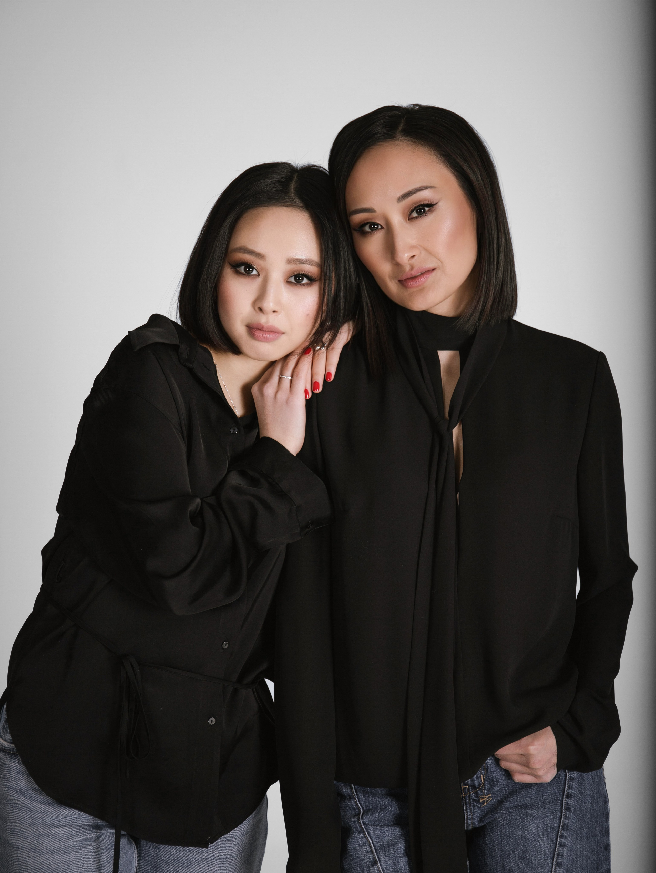 Мама и дочка, студийная съемка. Свадебный и семейный фотограф в Москве Мила Широких